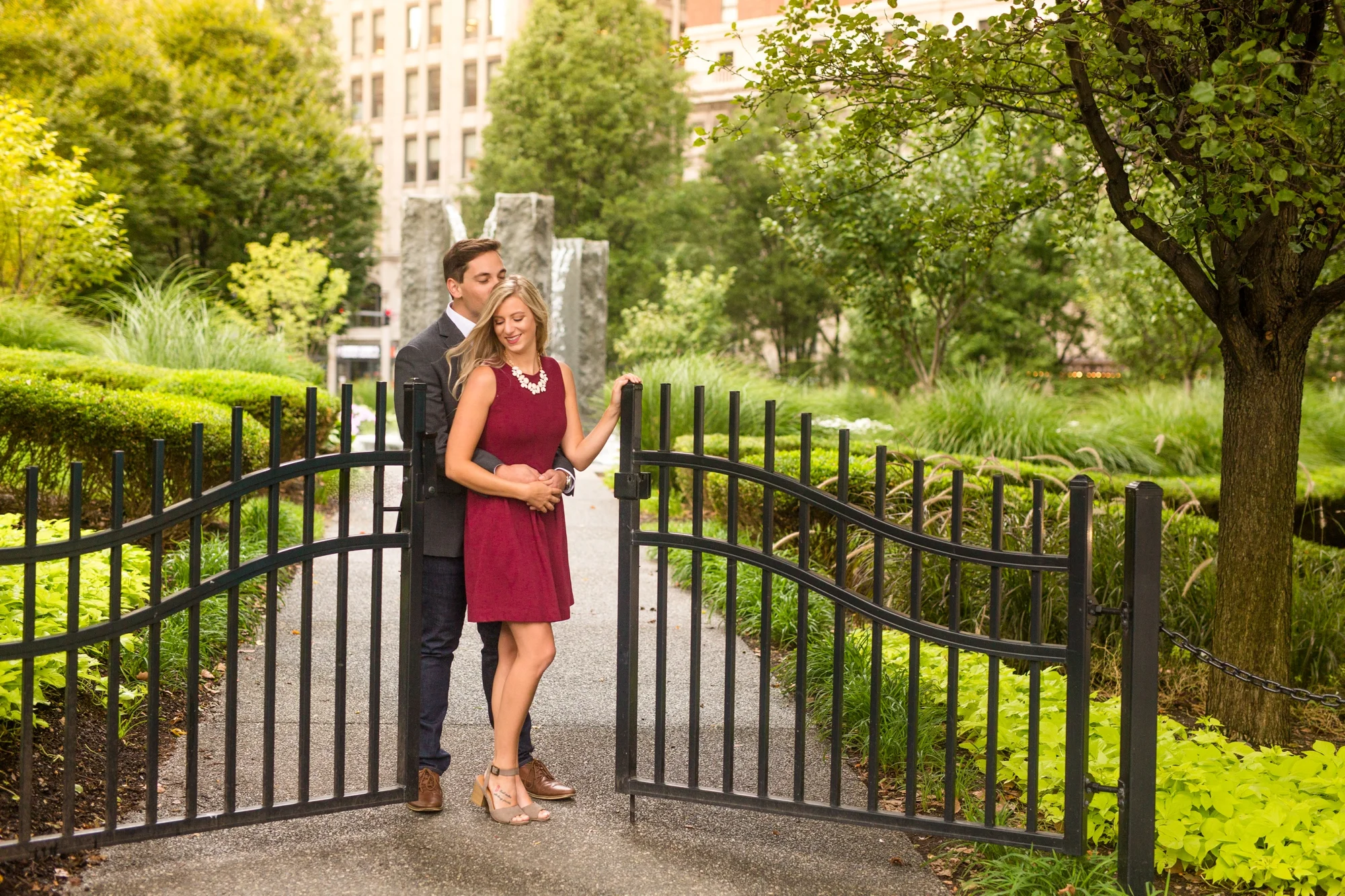 pittsburgh wedding photographer, pittsburgh engagement photos, best spot in pittsburgh for photo shoot, north shore engagement pictures, downtown pittsburgh engagement photos