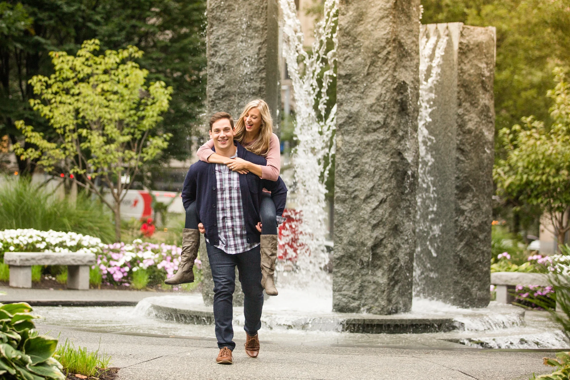 pittsburgh wedding photographer, pittsburgh engagement photos, best spot in pittsburgh for photo shoot, north shore engagement pictures, downtown pittsburgh engagement photos