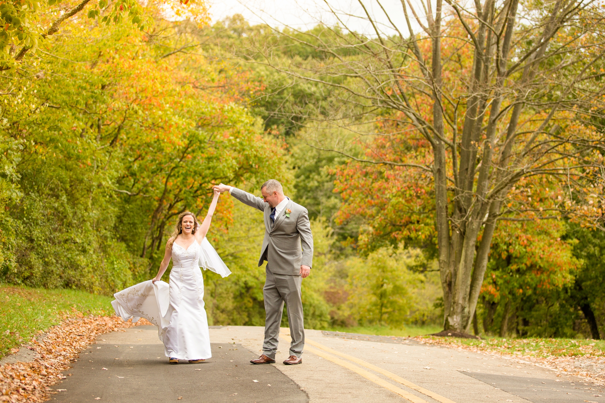 Richland Township Community Park wedding photos, the columbian room wexford wedding photos, pittsburgh wedding photographer, pittsburgh wedding venues, hats off hair design wexford