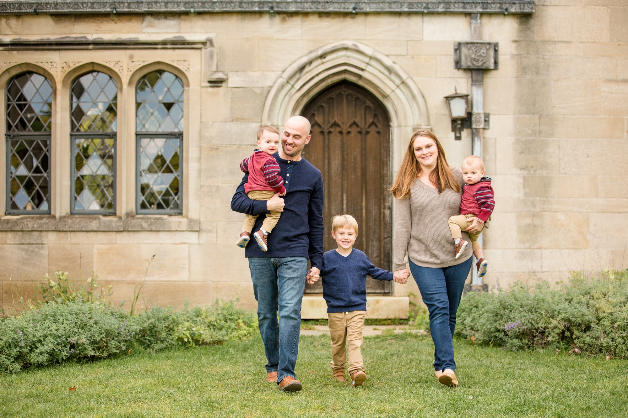 best places to take pictures in pittsburgh, cool places to take pictures in pittsburgh, hartwood acres mansion, pittsburgh family photographer, hartwood acres family photographer