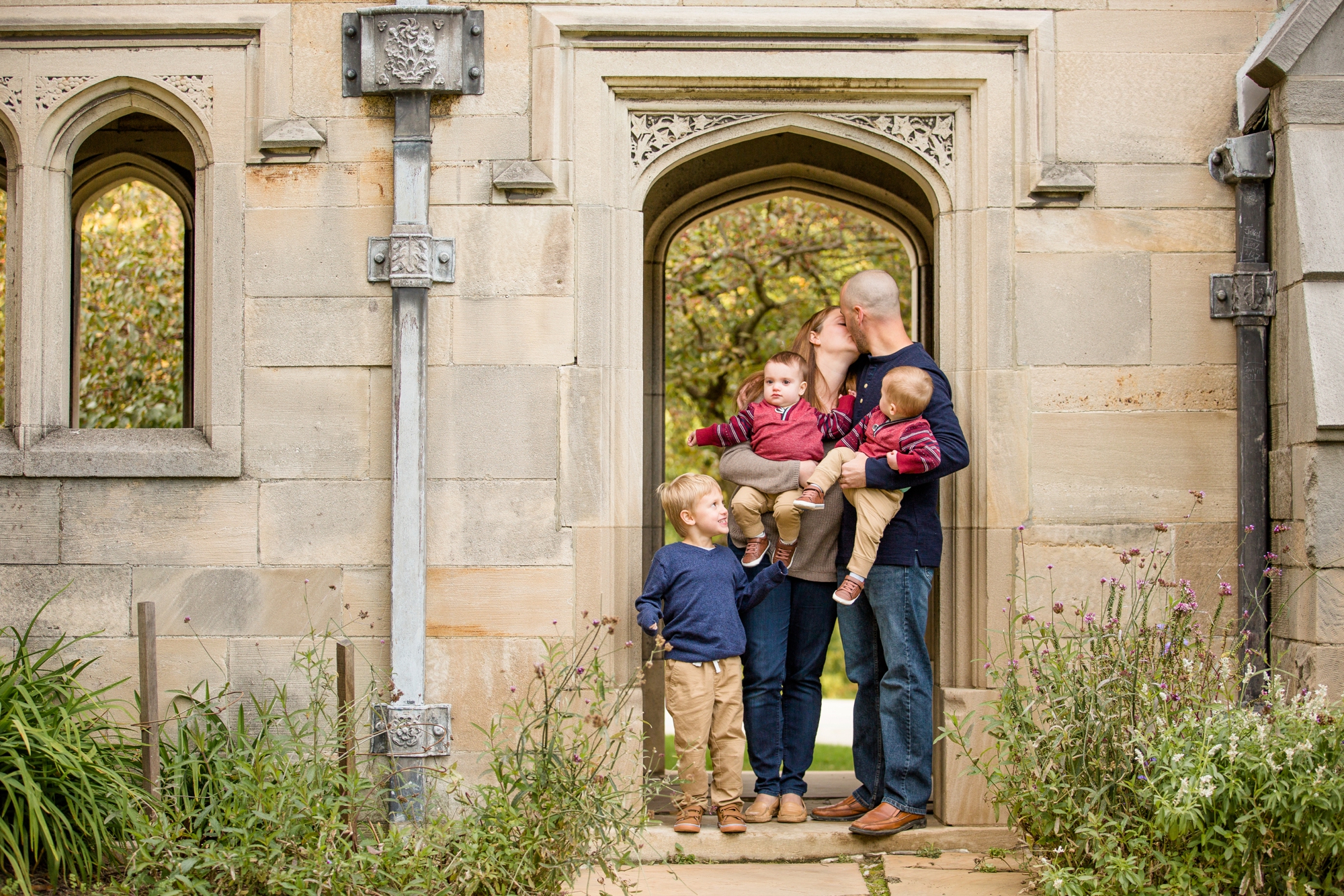 best places to take pictures in pittsburgh, cool places to take pictures in pittsburgh, hartwood acres mansion, pittsburgh family photographer, hartwood acres family photographer