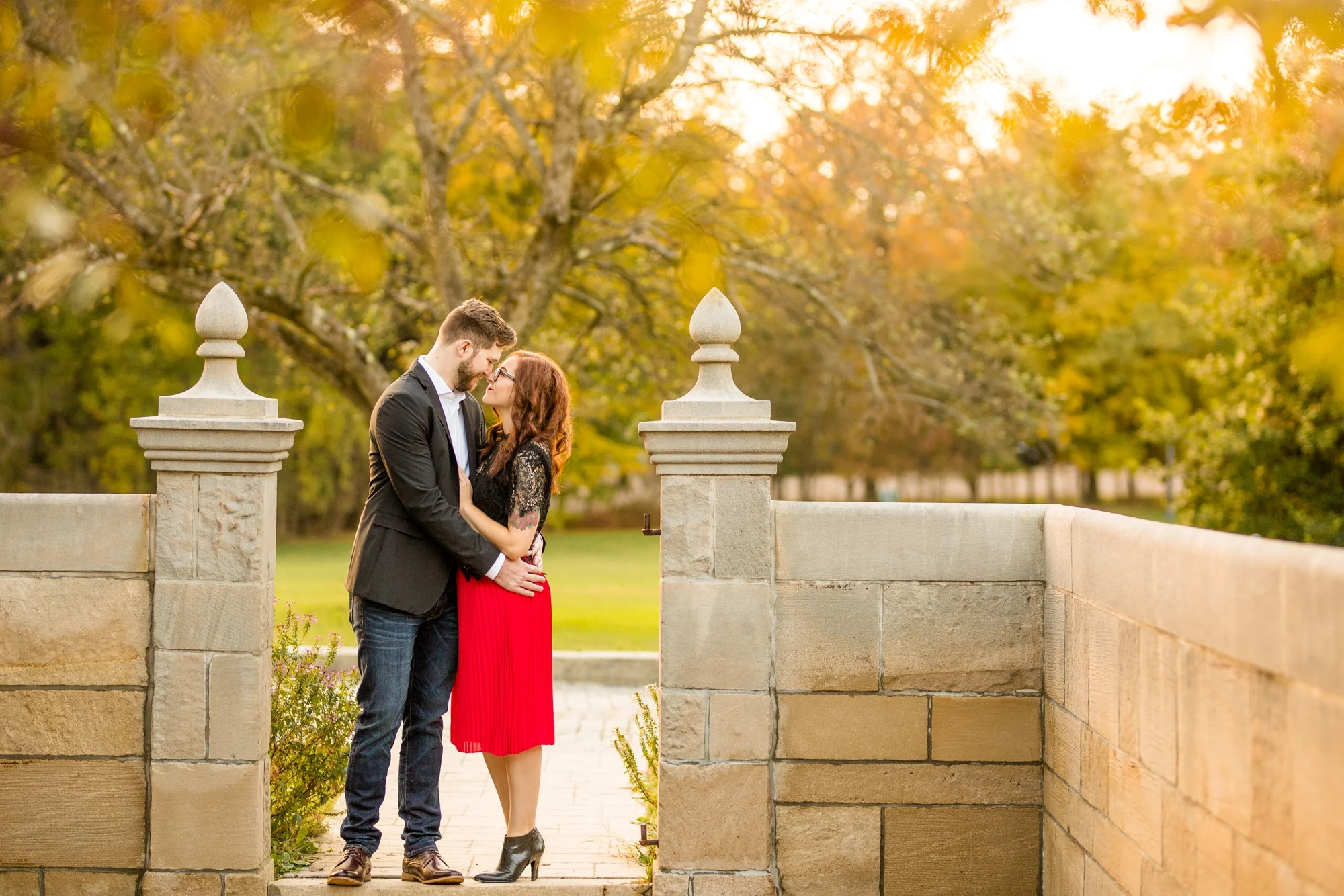 pittsburgh wedding photographer, pittsburgh engagement photos, best spot in pittsburgh for photo shoot, hartwood acres engagement pictures