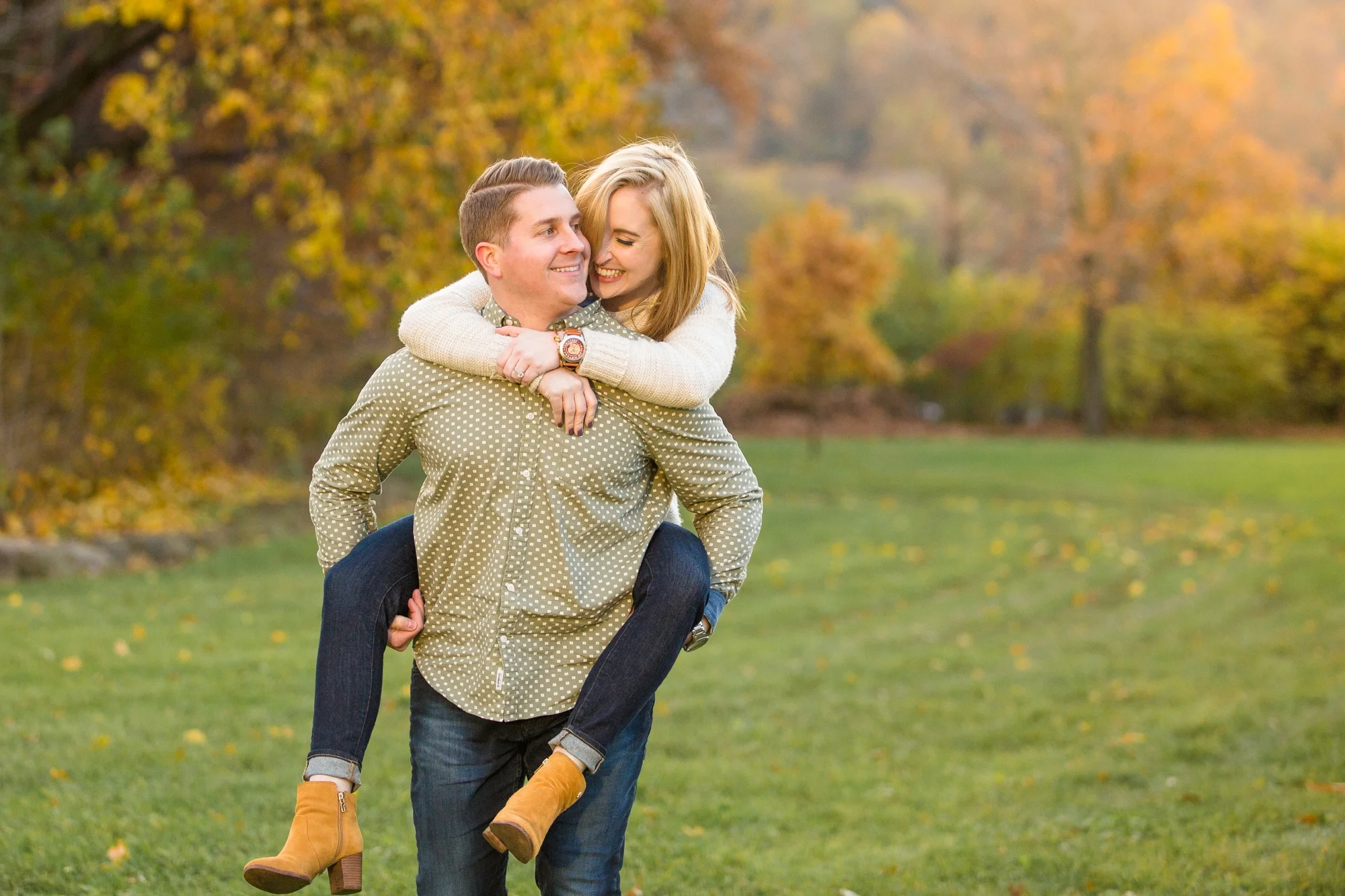 pittsburgh wedding photographer, pittsburgh engagement photos, best spot in pittsburgh for photo shoot, highland park engagement pictures, point state park engagement photos