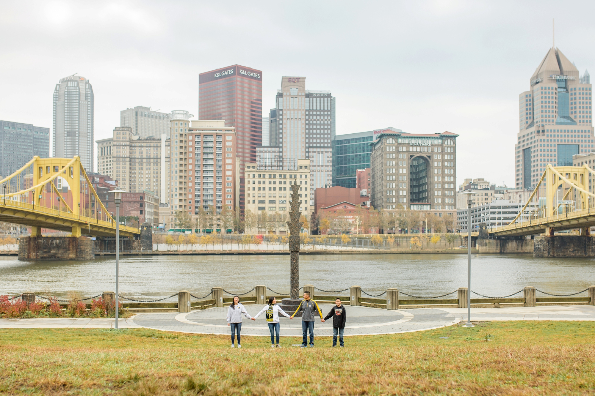 best places to take pictures in pittsburgh, cool places to take pictures in pittsburgh, north shore pittsburgh, pittsburgh family photographer, north shore pictures