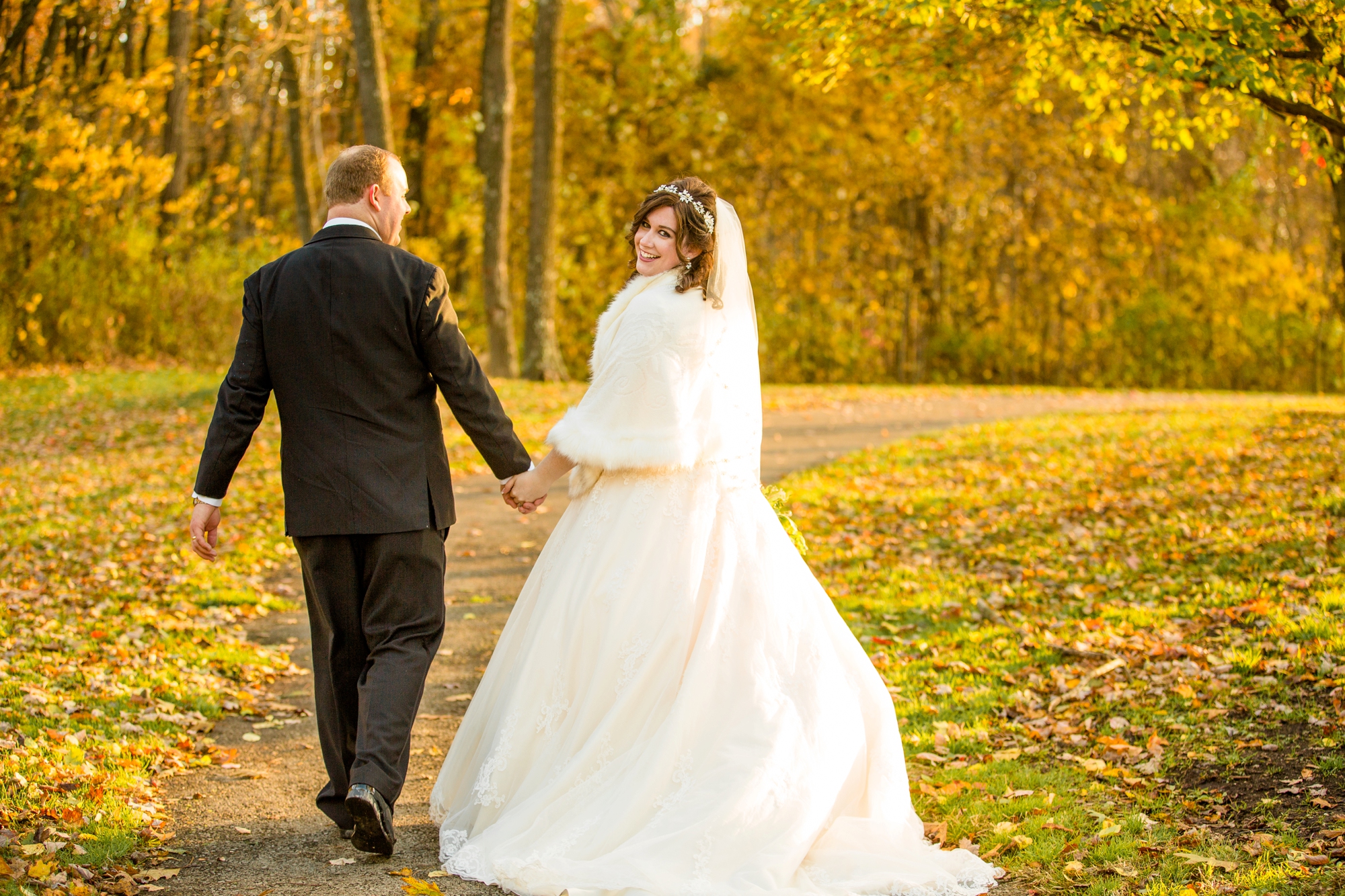 doubletree monroeville hotel wedding photos, pittsburgh wedding photographer, pittsburgh wedding photos, best places to take pictures in pittsburgh, pittsburgh wedding venues