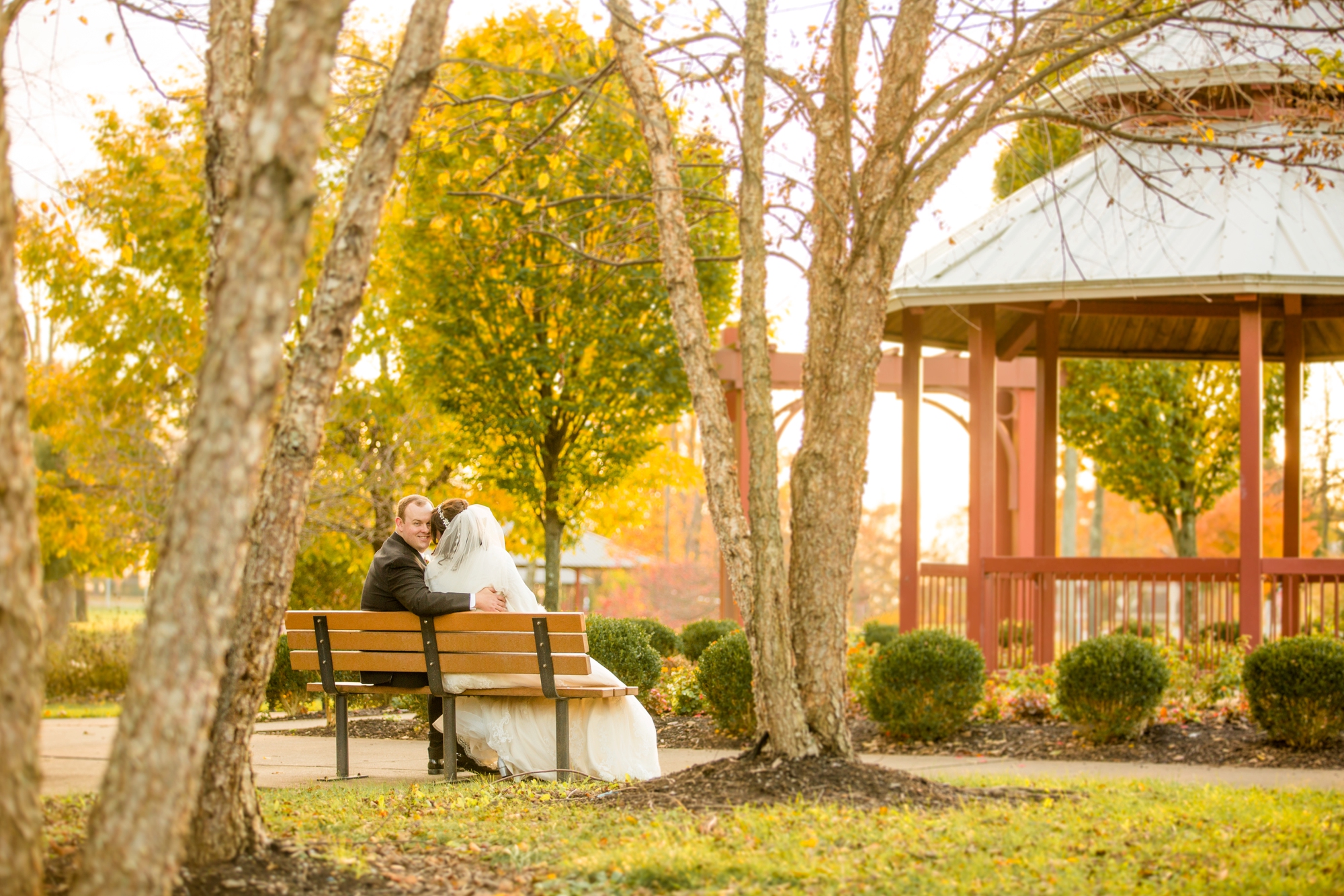 doubletree monroeville hotel wedding photos, pittsburgh wedding photographer, pittsburgh wedding photos, best places to take pictures in pittsburgh, pittsburgh wedding venues