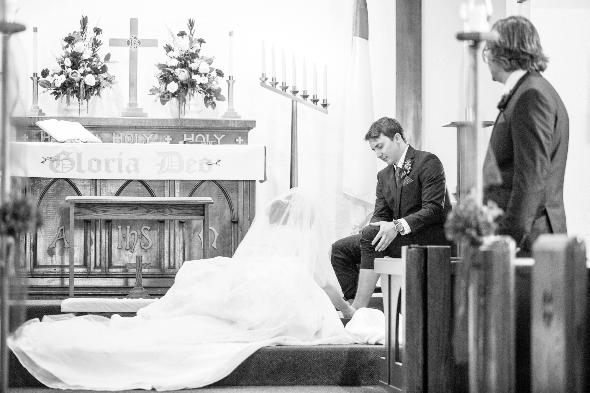 pittsburgh wedding photographer, saxonburg wedding photographer, burgundy and navy wedding, pittsburgh wedding venues, pittsburgh wedding photos