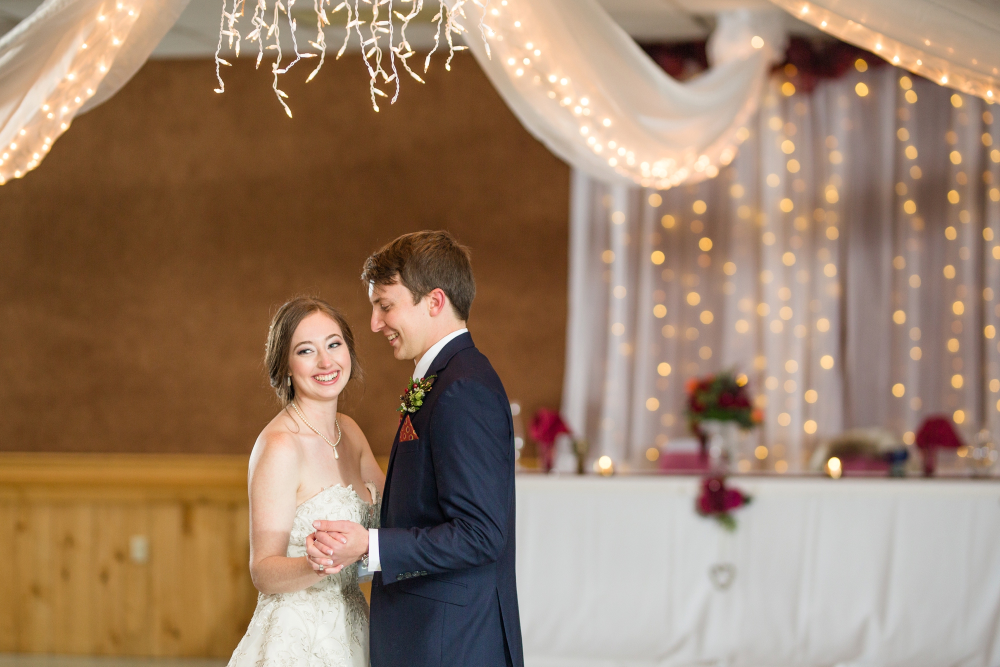 pittsburgh wedding photographer, saxonburg wedding photographer, burgundy and navy wedding, pittsburgh wedding venues, pittsburgh wedding photos