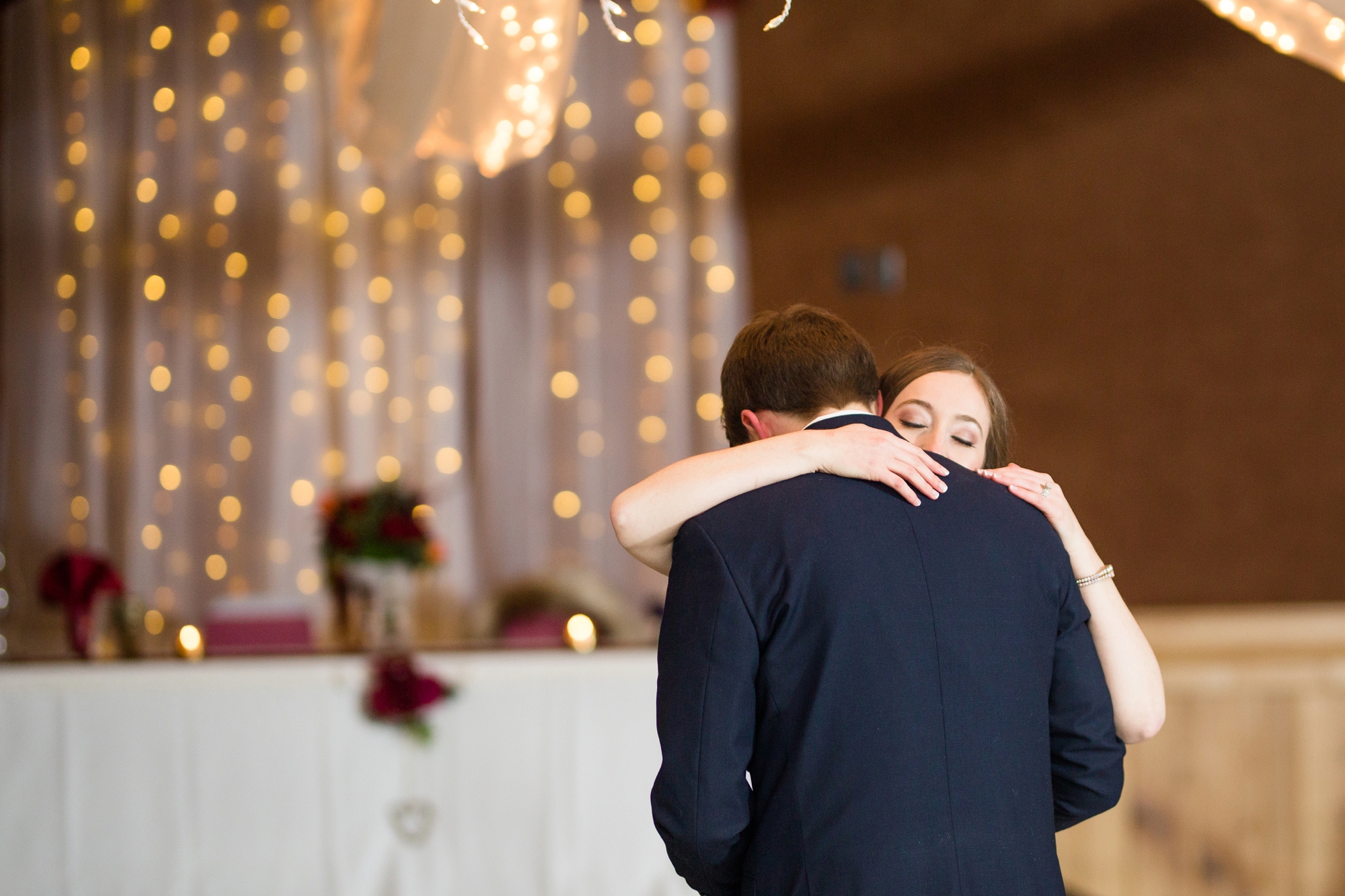 pittsburgh wedding photographer, saxonburg wedding photographer, burgundy and navy wedding, pittsburgh wedding venues, pittsburgh wedding photos