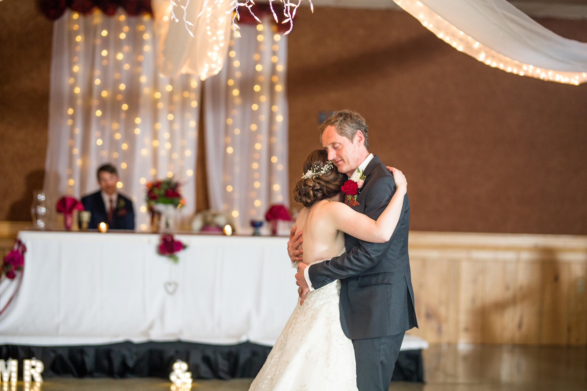 pittsburgh wedding photographer, saxonburg wedding photographer, burgundy and navy wedding, pittsburgh wedding venues, pittsburgh wedding photos