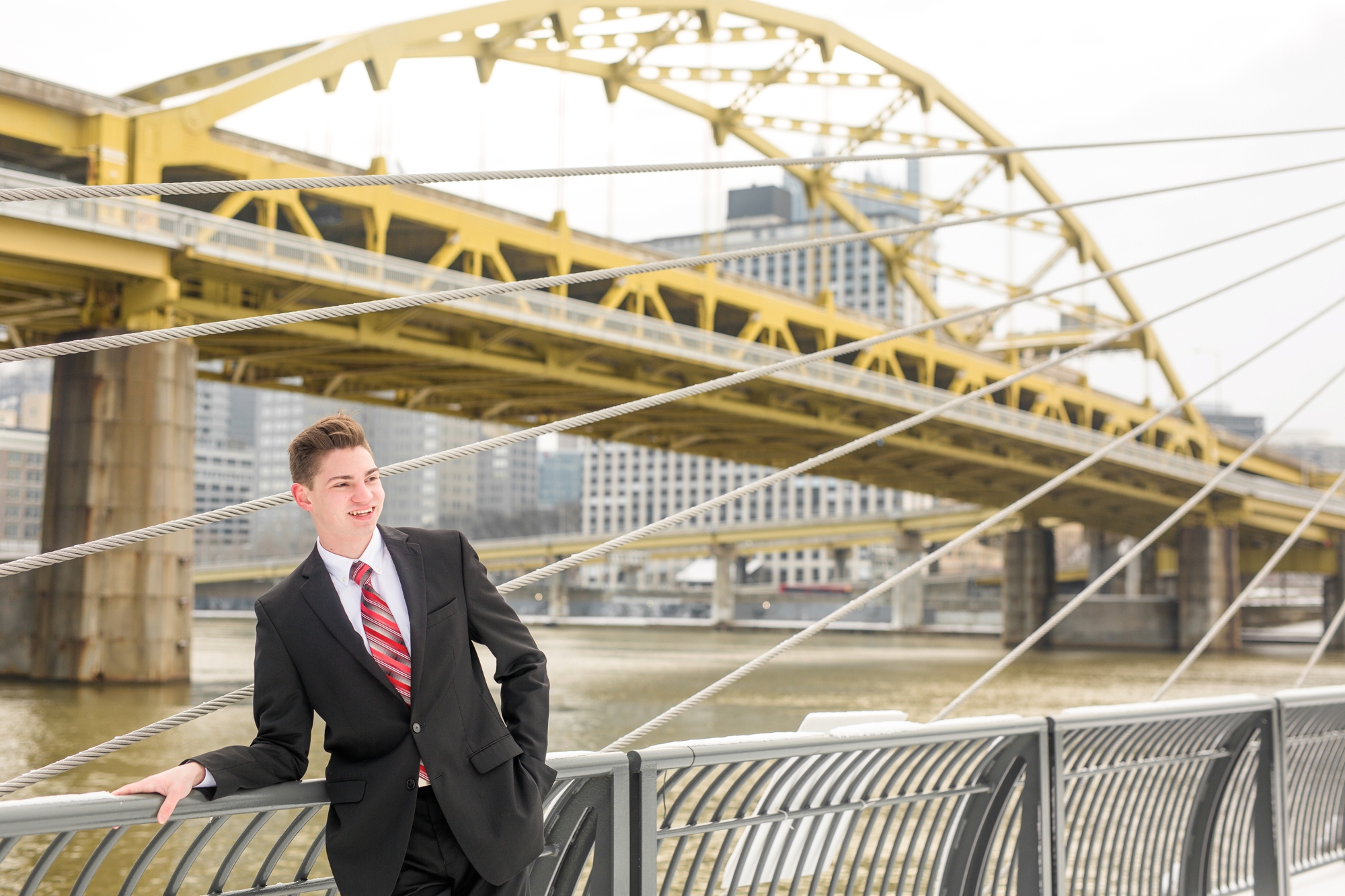 pittsburgh senior photographer, north shore senior pictures, downtown pittsburgh senior pictures, locations for photoshoot in pittsburgh, cranberry township senior photographer