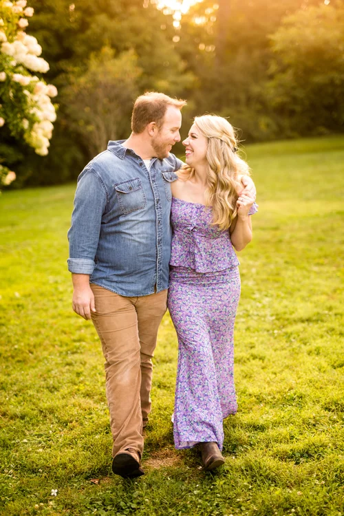 Spring Summer Outfit Inspiration For Engagement Photos Jenna Hidinger Photography