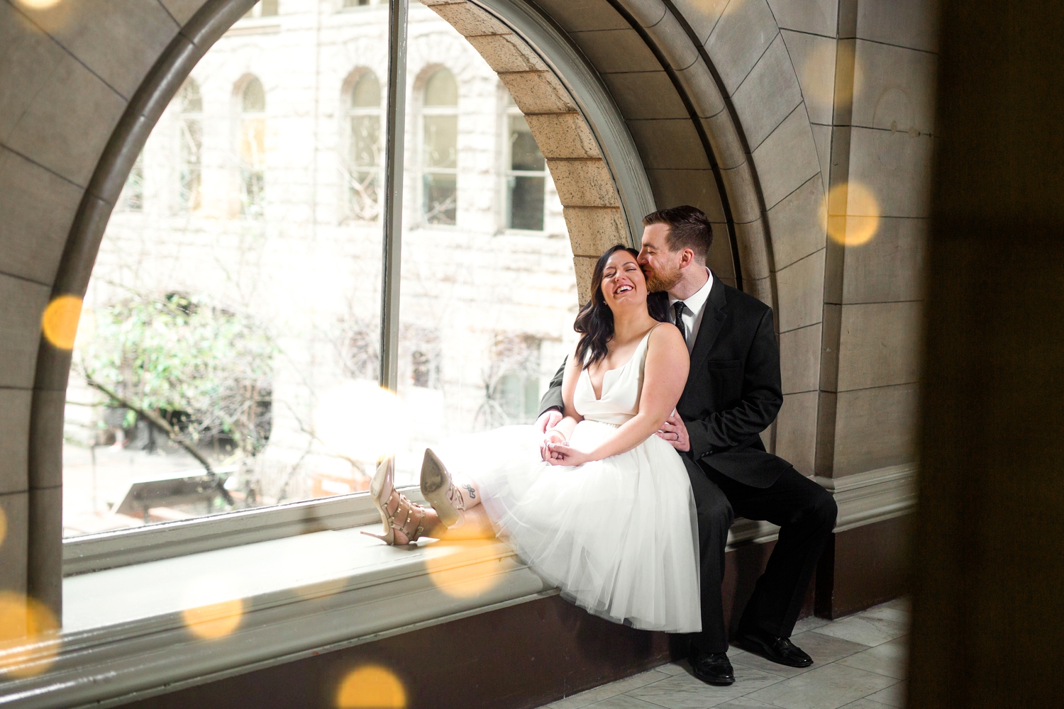 best location for photoshoot in pittsburgh, allegheny county courthouse elopement, downtown pittsburgh elopement, downtown pittsburgh wedding photos