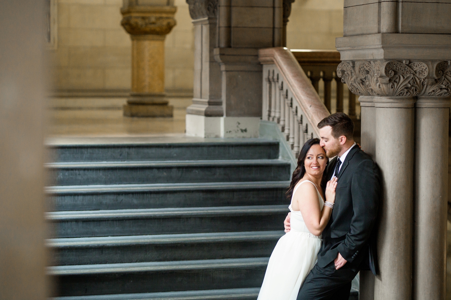 best location for photoshoot in pittsburgh, allegheny county courthouse elopement, downtown pittsburgh elopement, downtown pittsburgh wedding photos