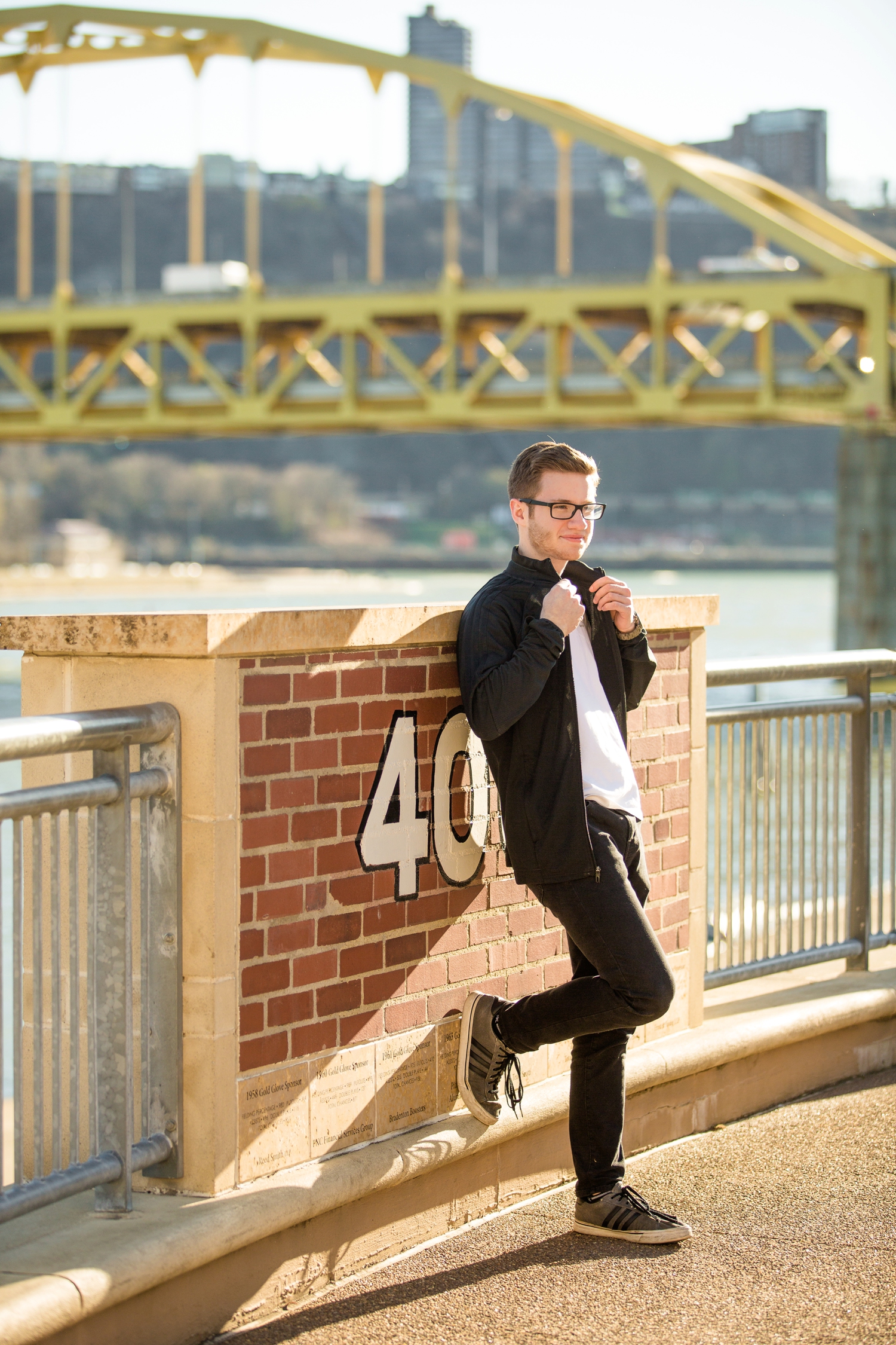 pittsburgh senior photographer, north shore senior pictures, downtown pittsburgh senior pictures, locations for photoshoot in pittsburgh, cranberry township senior photographer