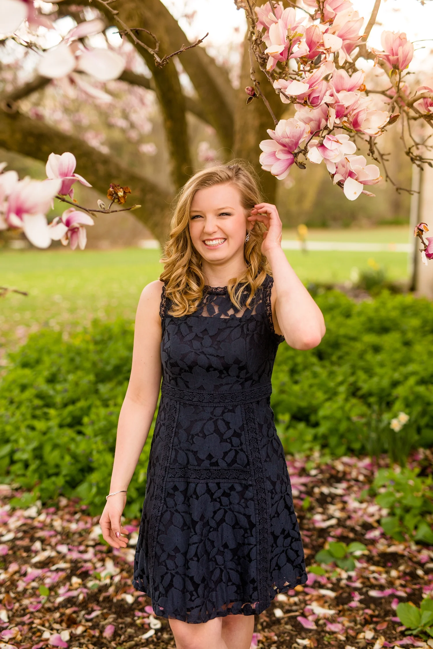 senior pictures pittsburgh, places to take senior pictures in pittsburgh, best places to take senior pictures in pittsburgh, best location for photoshoot in pittsburgh, hartwood acres senior pictures