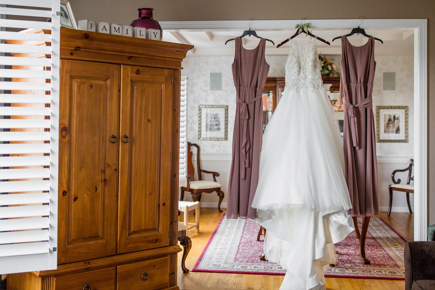 pittsburgh wedding photographer, carnegie museum of natural history wedding photos, carnegie museum wedding pictures, pittsburgh wedding venues, pittsburgh wedding photos