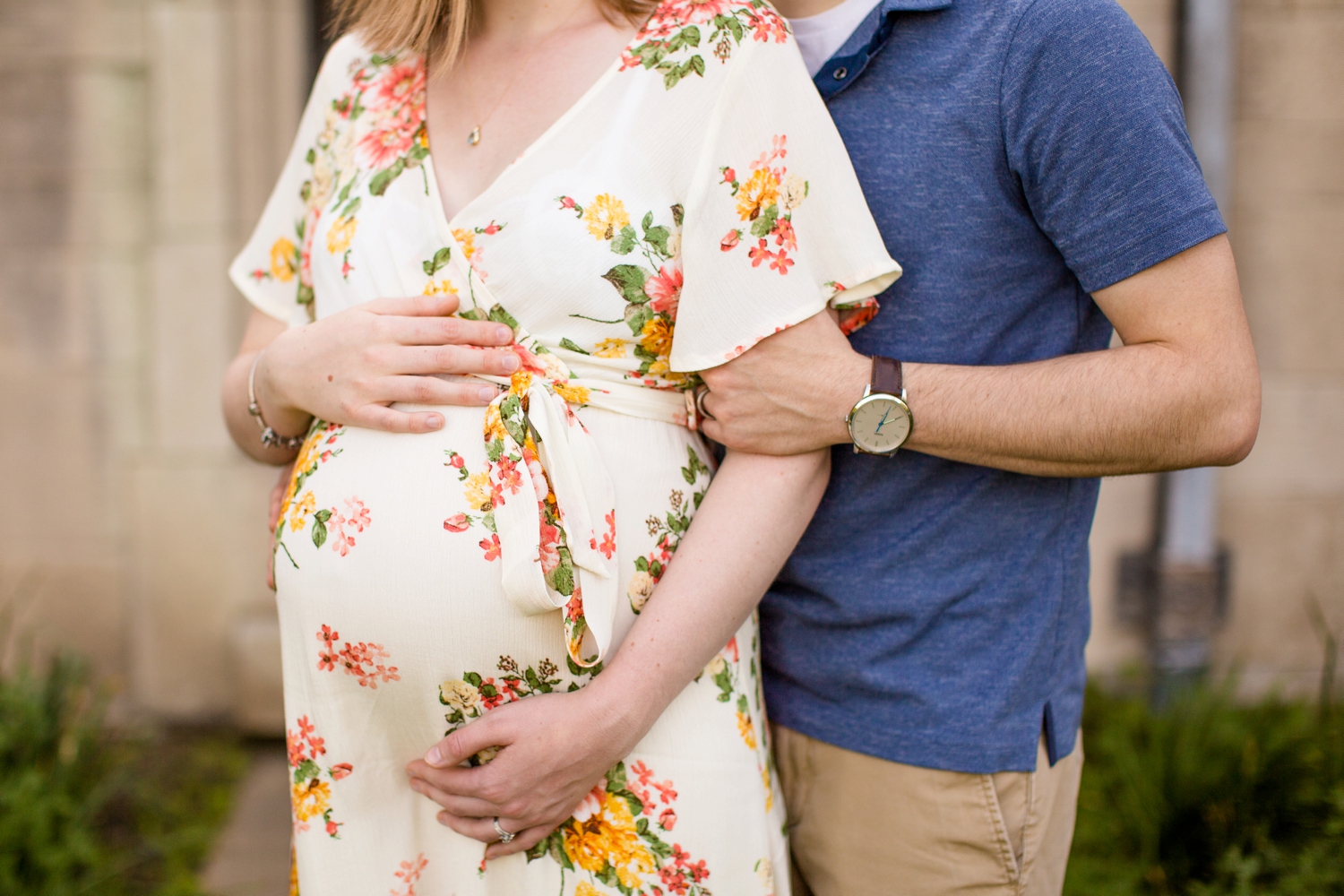 pittsburgh maternity photographer, pittsburgh family photographer, hartwood acres family photos, hartwood acres maternity photos, maternity outfit inspiration