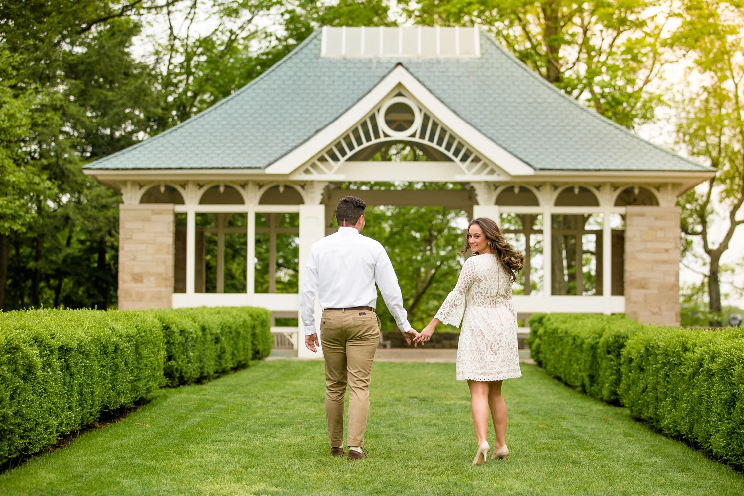 fellows riverside gardens engagement photos, fellows riverside gardens wedding pictures, youngstown ohio wedding photographer, pittsburgh wedding photographer