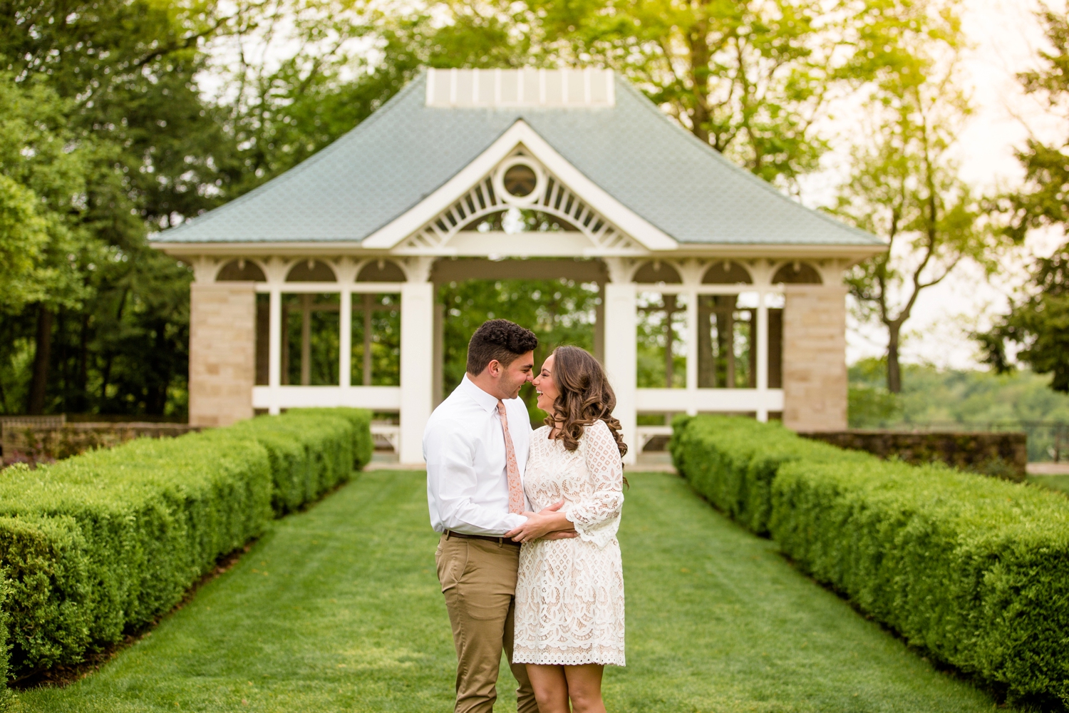 fellows riverside gardens engagement photos, fellows riverside gardens wedding pictures, youngstown ohio wedding photographer, pittsburgh wedding photographer