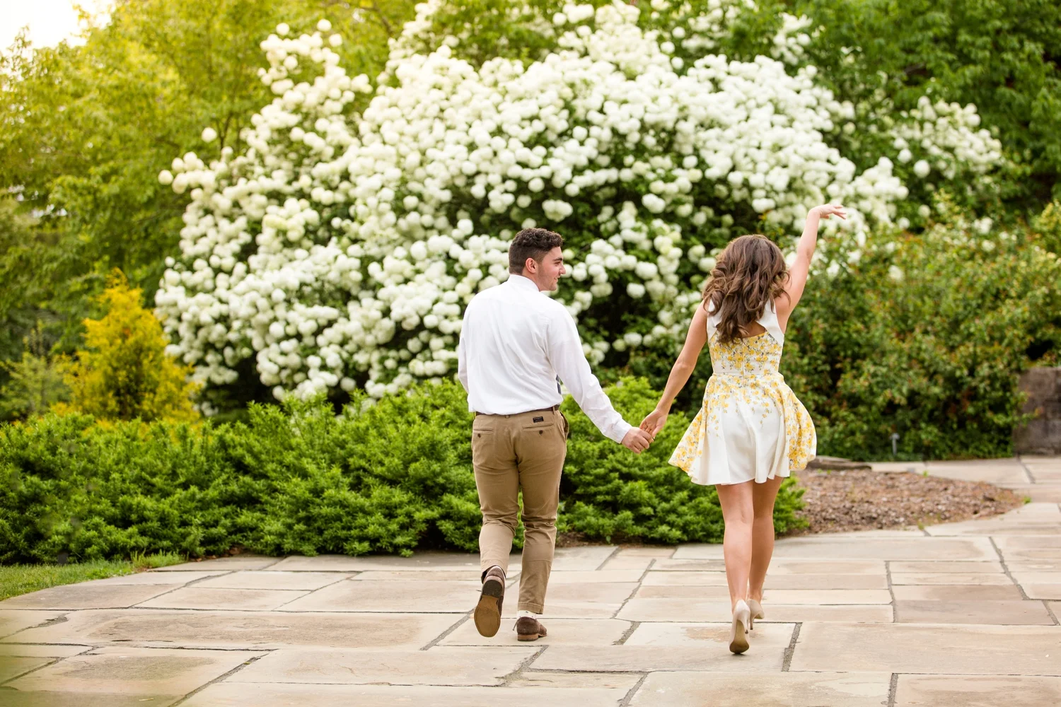 fellows riverside gardens engagement photos, fellows riverside gardens wedding pictures, youngstown ohio wedding photographer, pittsburgh wedding photographer