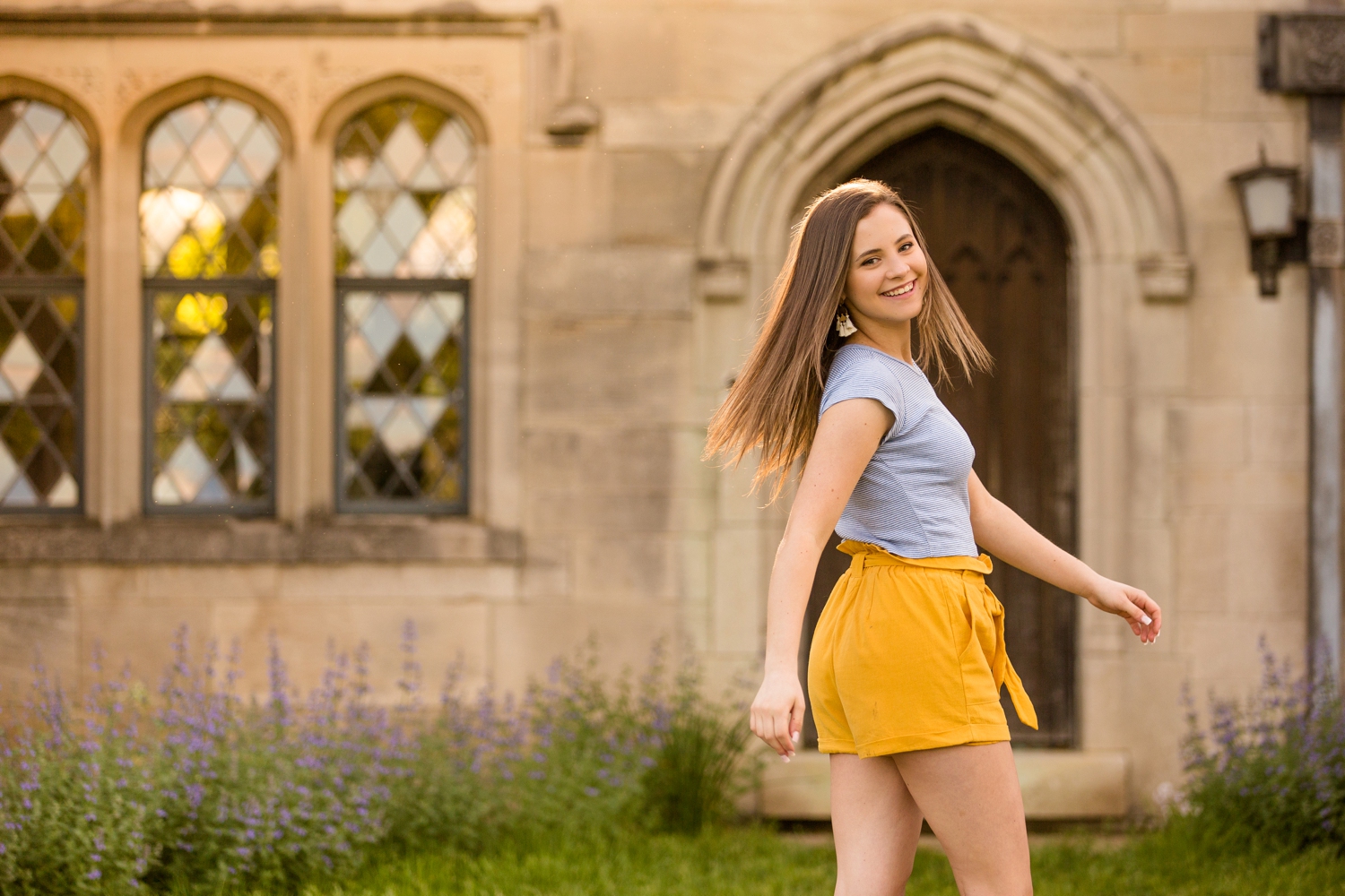 pittsburgh senior photos, pittsburgh senior photographer, location for photoshoot pittsburgh, hartwood acres mansion senior photos