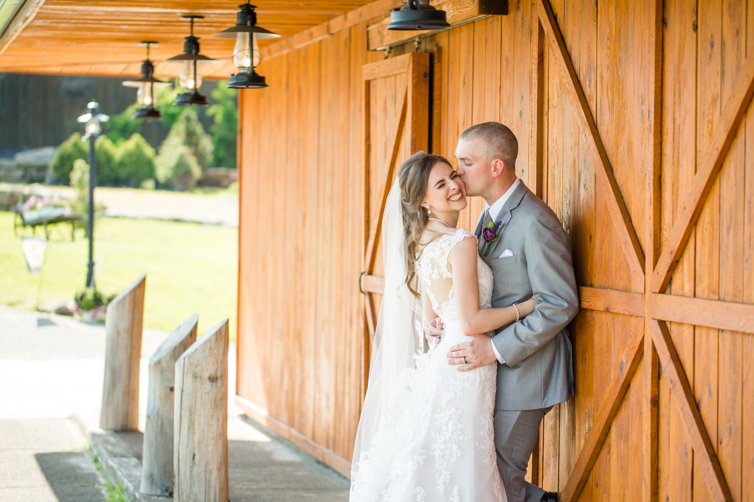 the gathering place at darlington lake wedding pictures, pittsburgh wedding photographer, pittsburgh wedding venues, pittsburgh engagement photographer