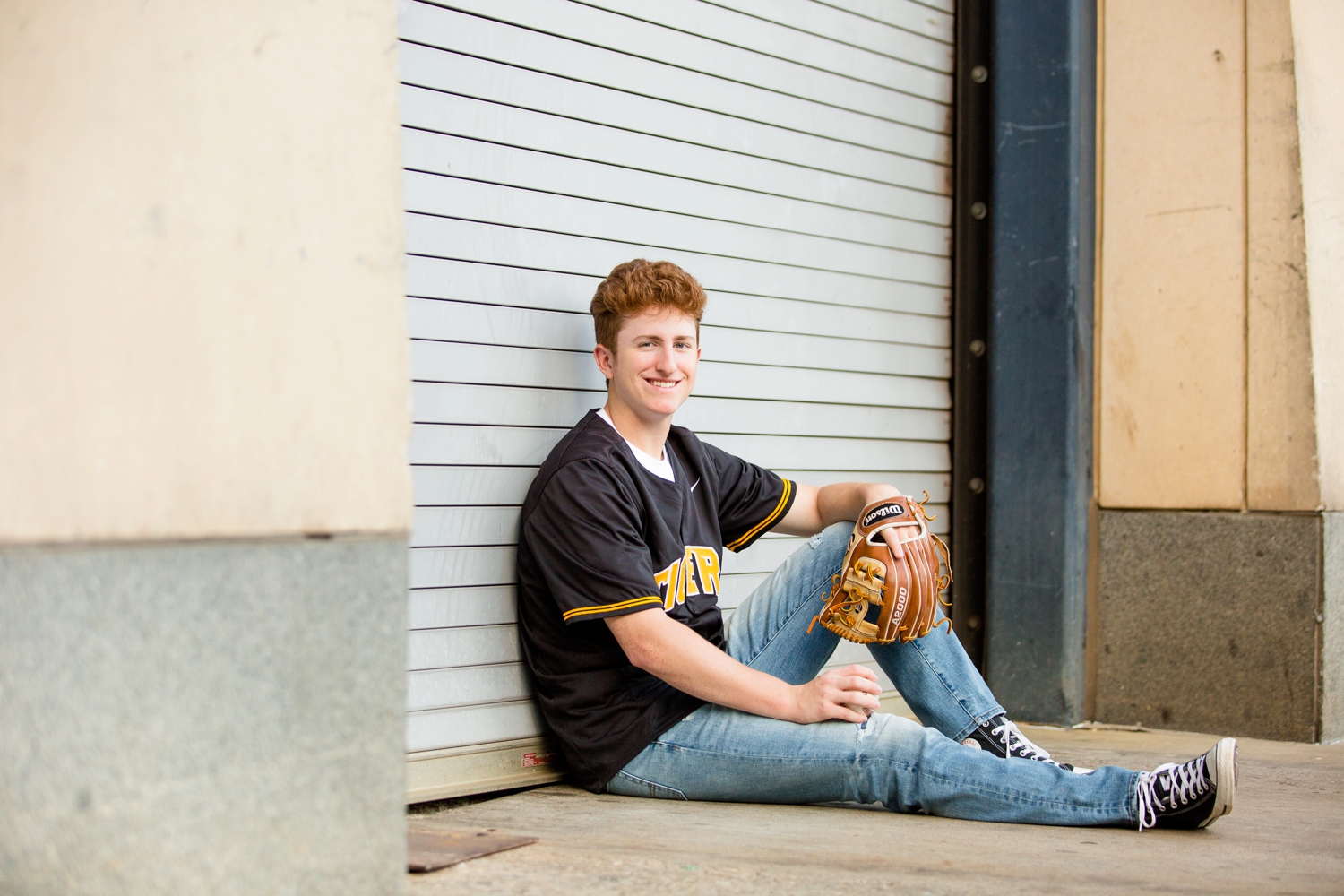 baseball senior photo ideas, pittsburgh senior photographer, locations for photoshoot pittsburgh, north shore senior photos