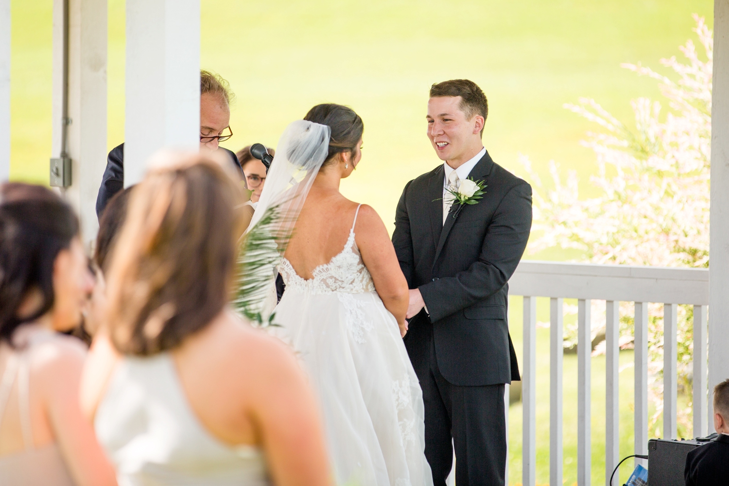 white barn wedding photos, white barn prospect pa wedding pictures, pittsburgh wedding photographer, tropical wedding inspiration