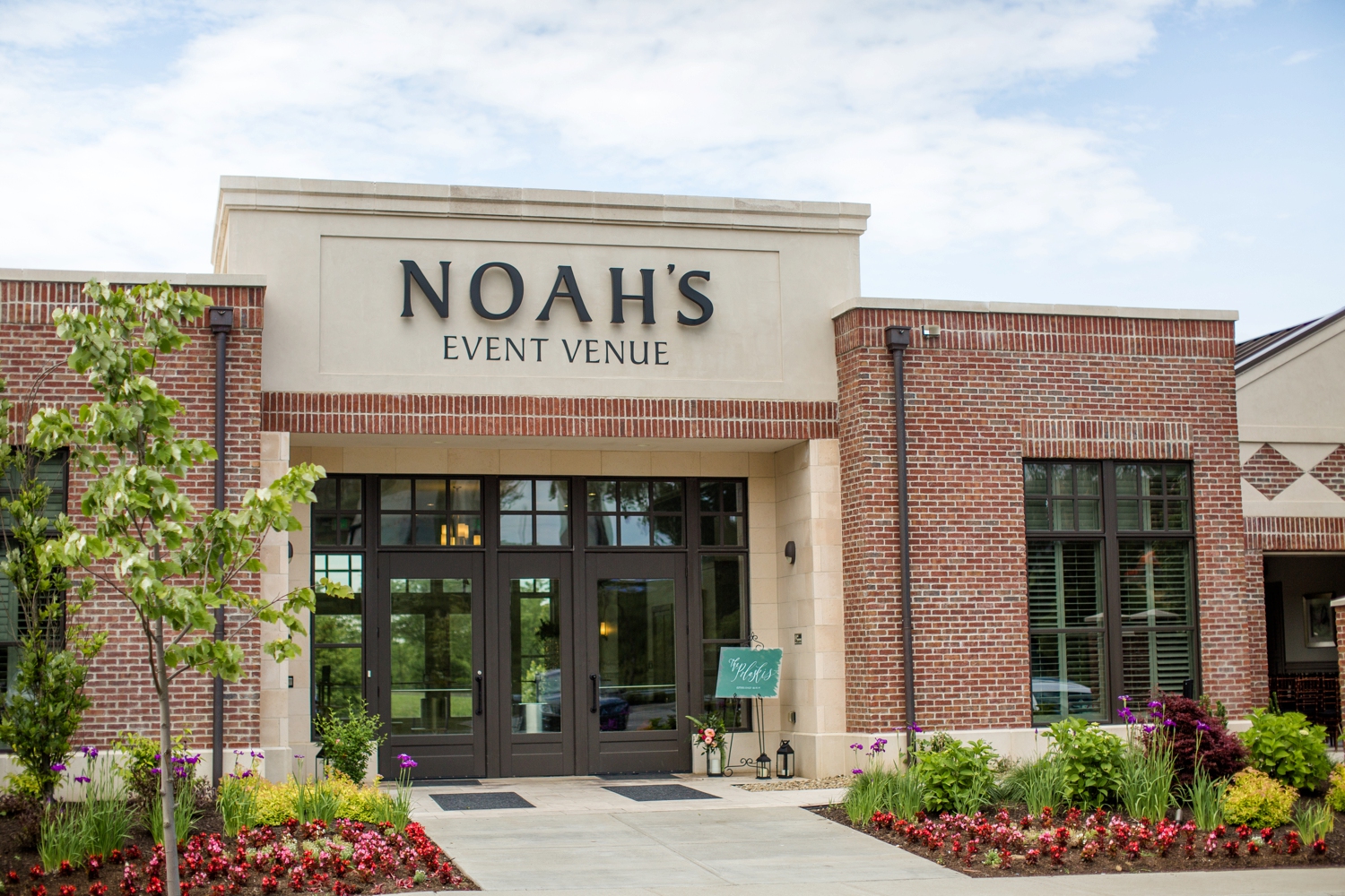 noah's event venue cranberry township pa wedding, pittsburgh wedding photographer, pittsburgh wedding venues, pittsburgh engagement photographer, cranberry township wedding venues