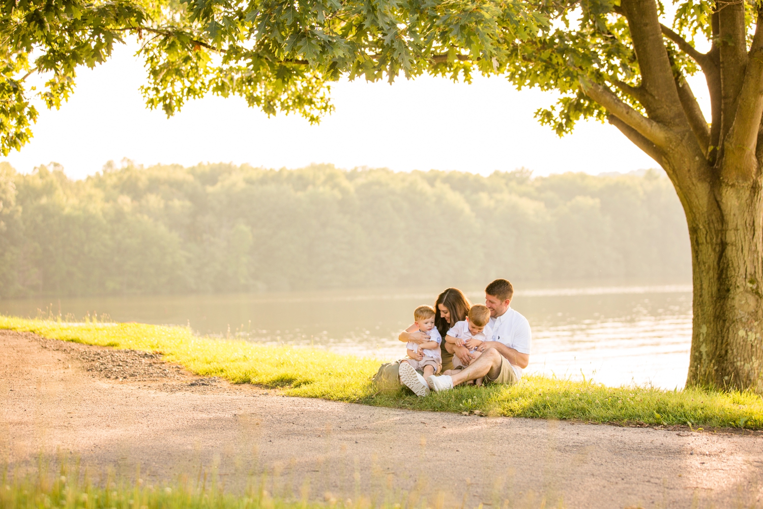 moraine state park family photos, pittsburgh family photographer, family photo outfit ideas, pittsburgh maternity photographer