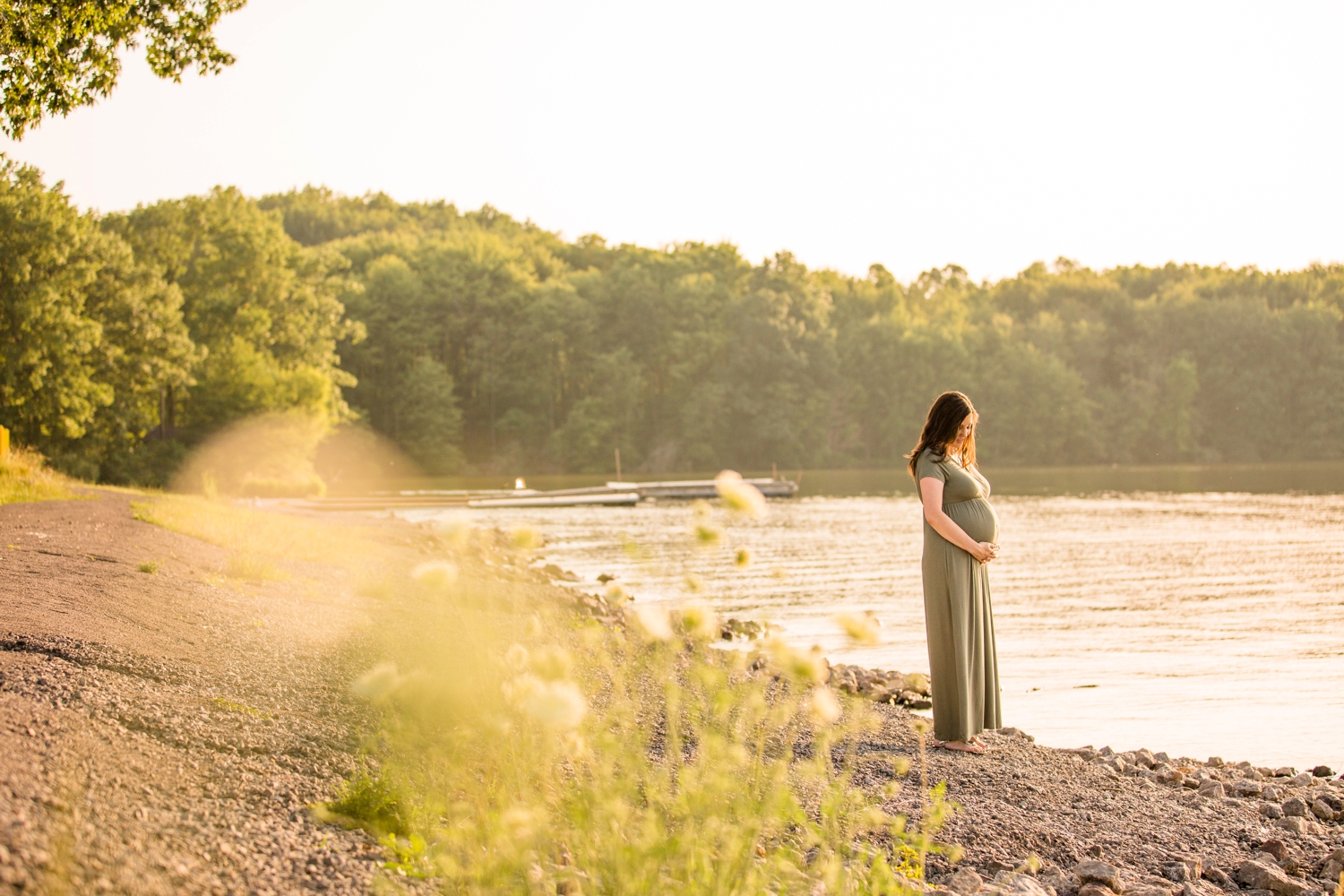 moraine state park family photos, pittsburgh family photographer, family photo outfit ideas, pittsburgh maternity photographer