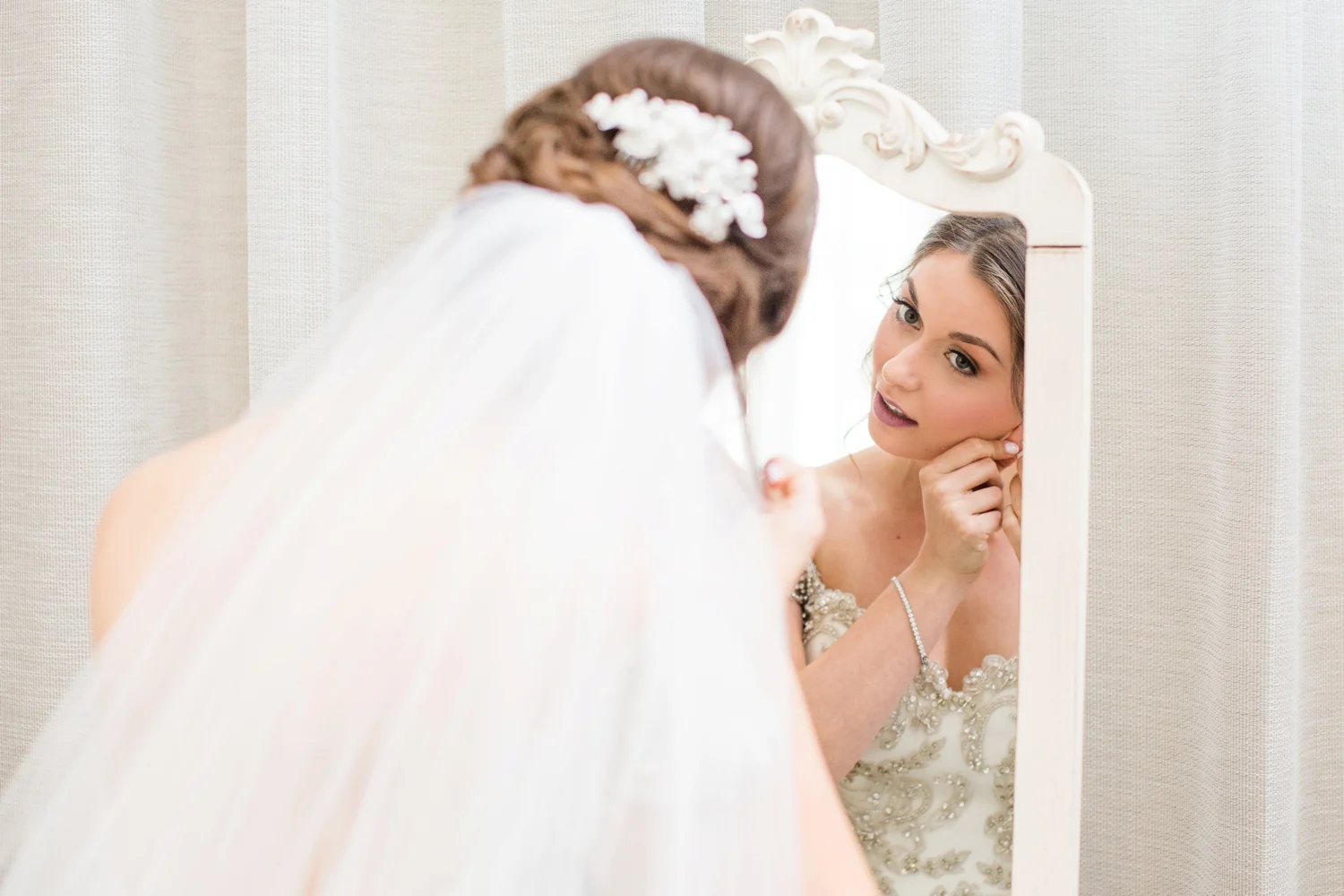 duquesne university power center wedding photos, embassy suites downtown pittsburgh wedding photos, pittsburgh wedding photographer