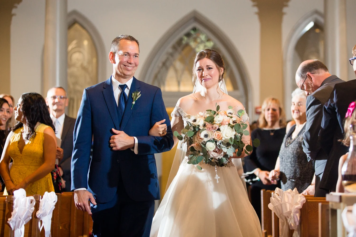 duquesne university power center wedding photos, embassy suites downtown pittsburgh wedding photos, pittsburgh wedding photographer