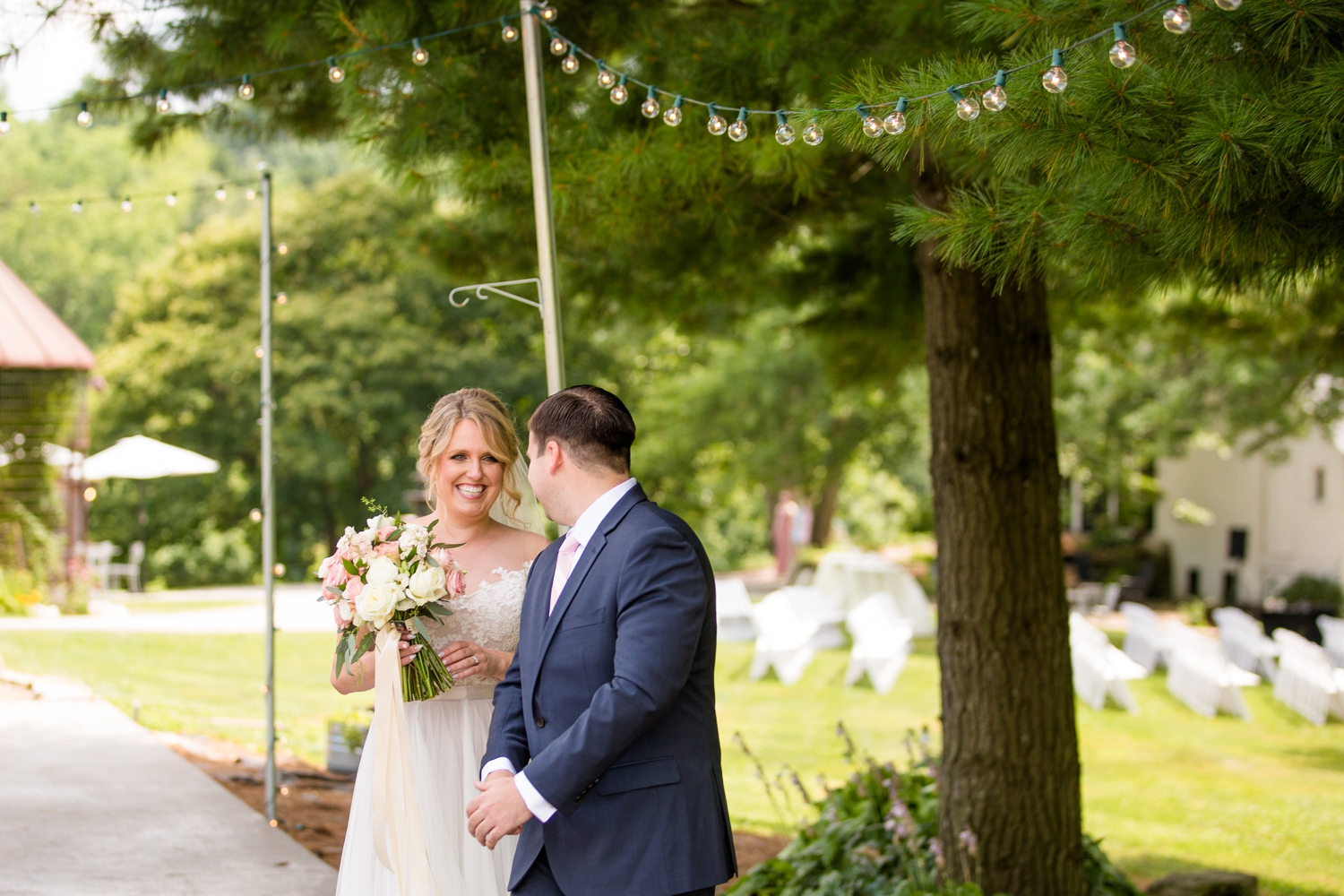 shady elms farm wedding photos, pittsburgh farm wedding venues, pittsburgh wedding photographer, pittsburgh engagement photographer