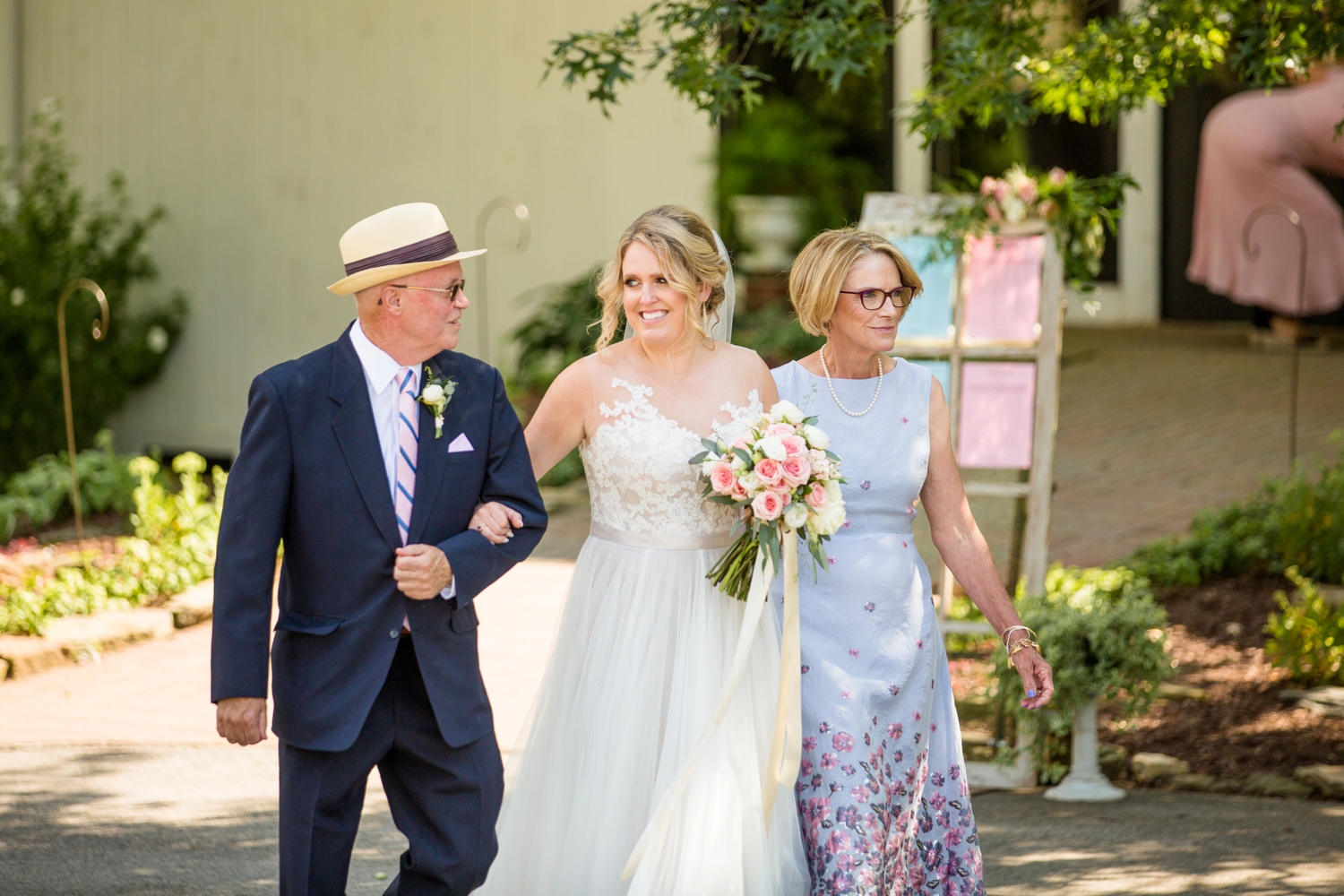 shady elms farm wedding photos, pittsburgh farm wedding venues, pittsburgh wedding photographer, pittsburgh engagement photographer