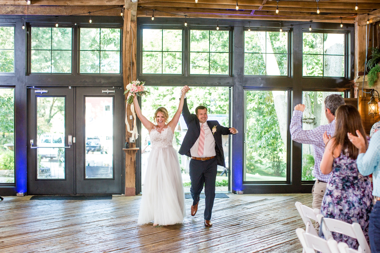 shady elms farm wedding photos, pittsburgh farm wedding venues, pittsburgh wedding photographer, pittsburgh engagement photographer