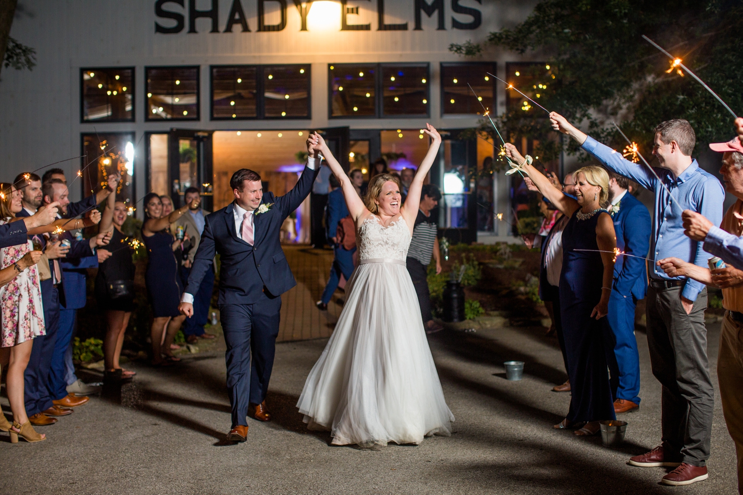 shady elms farm wedding photos, pittsburgh farm wedding venues, pittsburgh wedding photographer, pittsburgh engagement photographer