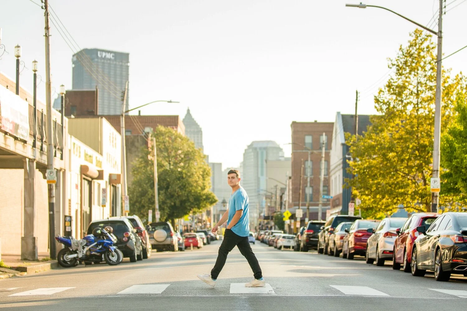 pittsburgh senior photographer, dowtown pittsburgh senior photos, strip district senior photos, locations in pittsburgh for senior photos