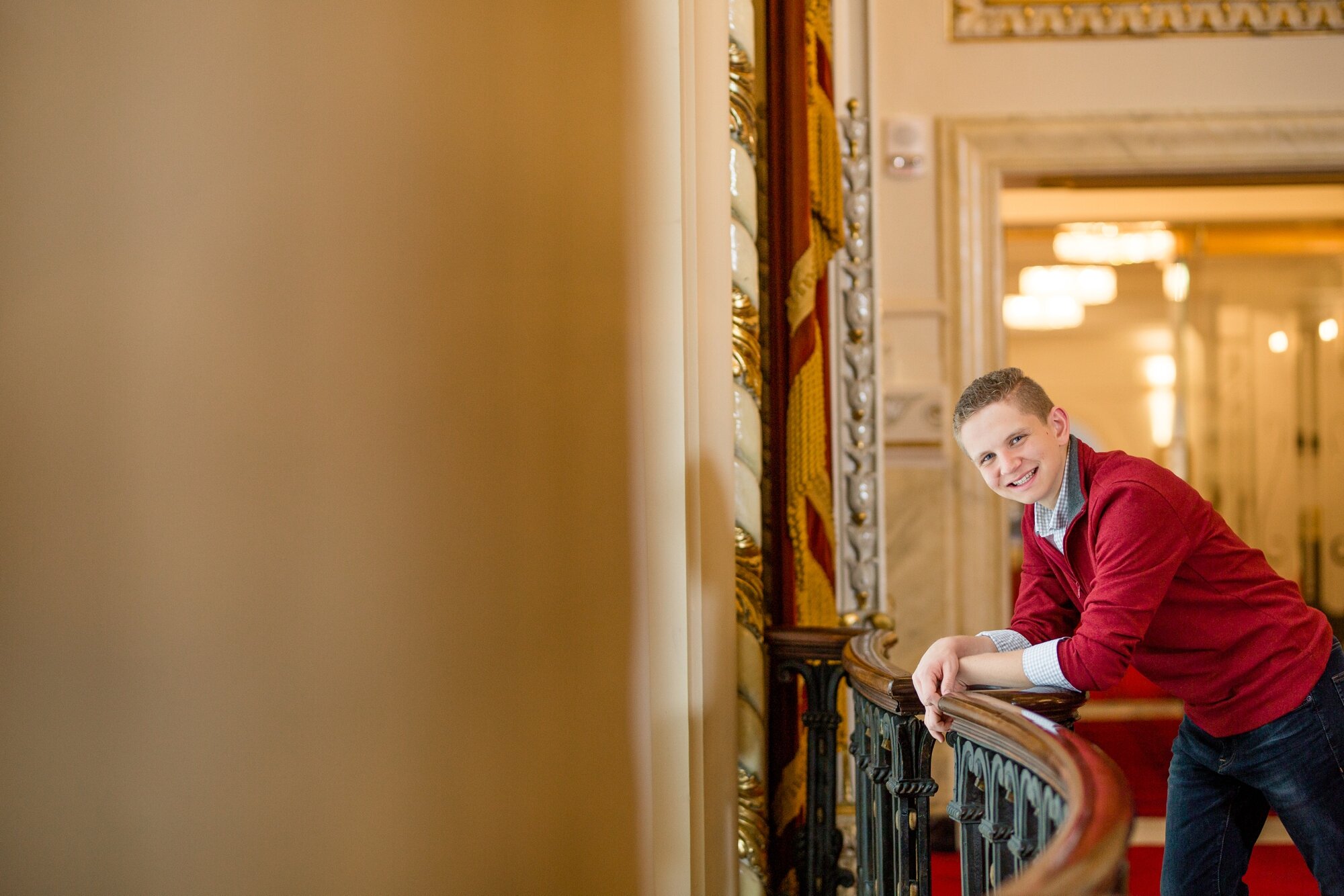 pittsburgh senior photographer, cranberry townships senior photographer, downtown pittsburgh senior photos, locations for photo shoot pittsburgh, heinz hall lobby