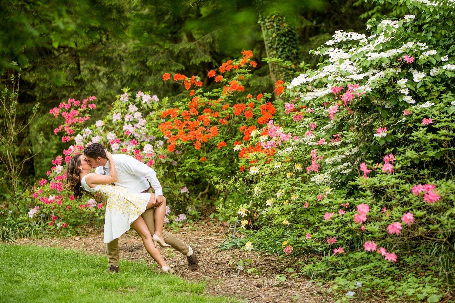 Pittsburgh-Wedding-Photographer-Pittsburgh-Engagement-Photographer-McConnells-Mill_1430.jpg