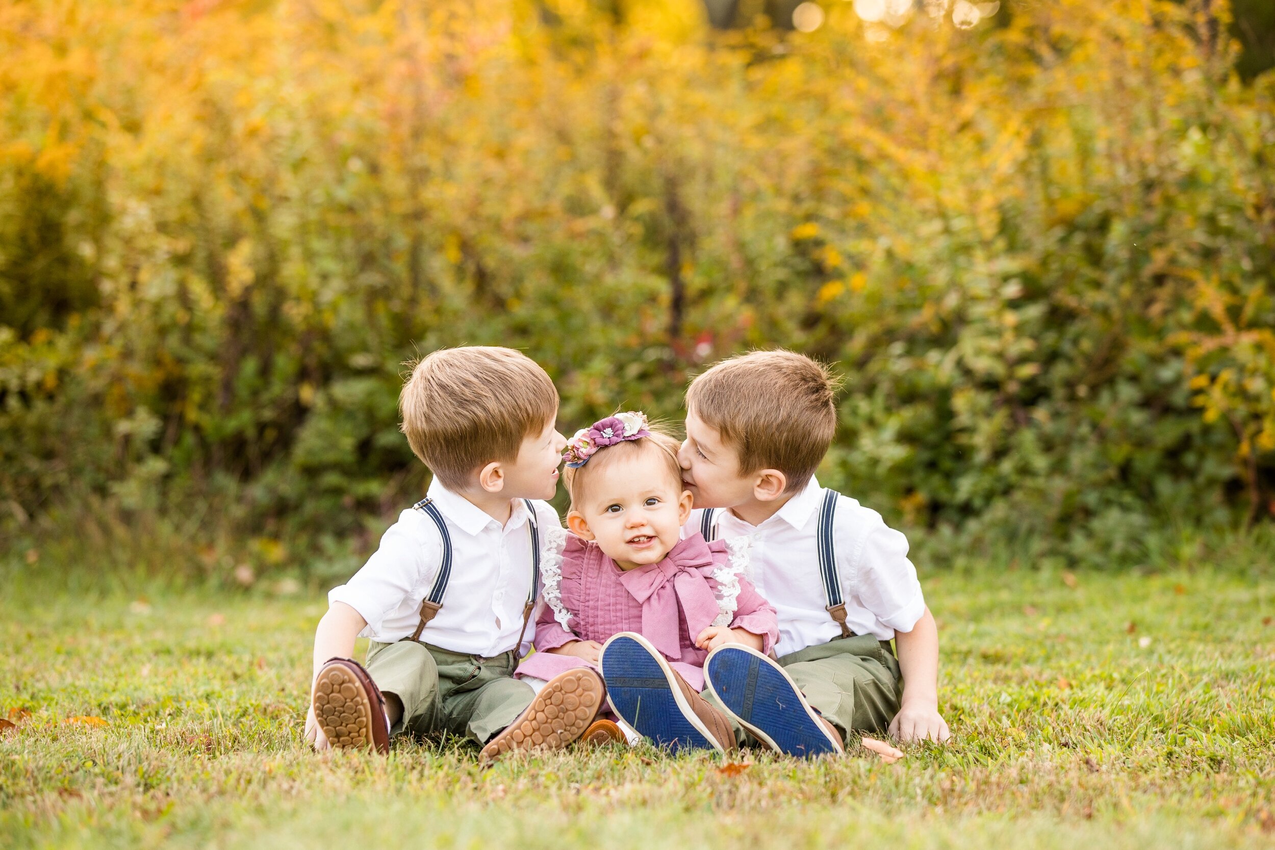 moraine state park family photos, zelienople family photographer, pittsburgh family photographer, locations in pittsburgh for family photos, fall family photos pittsburgh