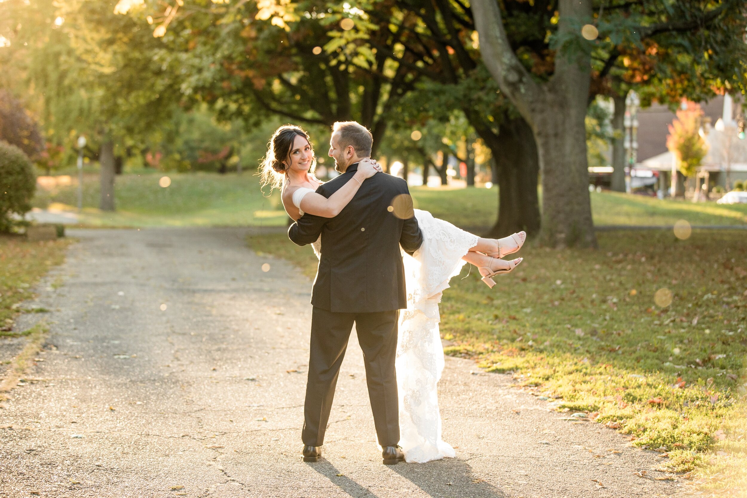 pittsburgh wedding photographer, calvary united methodist church wedding photos, lemont wedding photos, cranberry township photographer