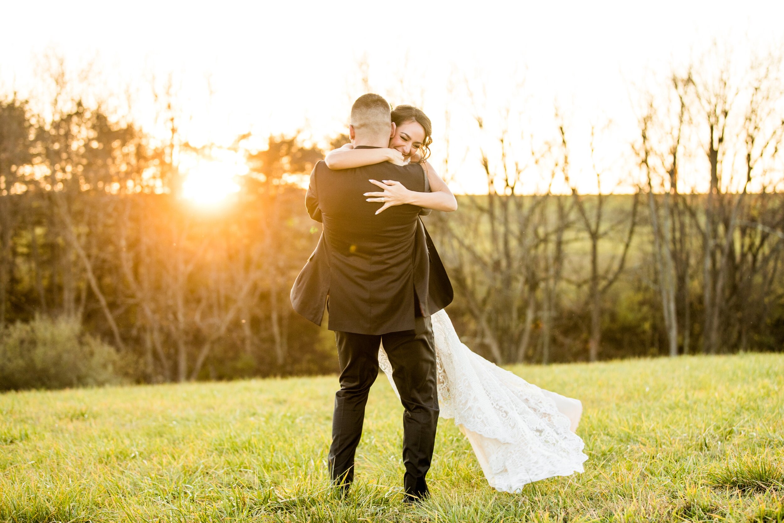 shady elms farm wedding, shady elms farm hickory pa, pittsburgh wedding venues, pittsburgh farm wedding venues, pittsburgh wedding photographer