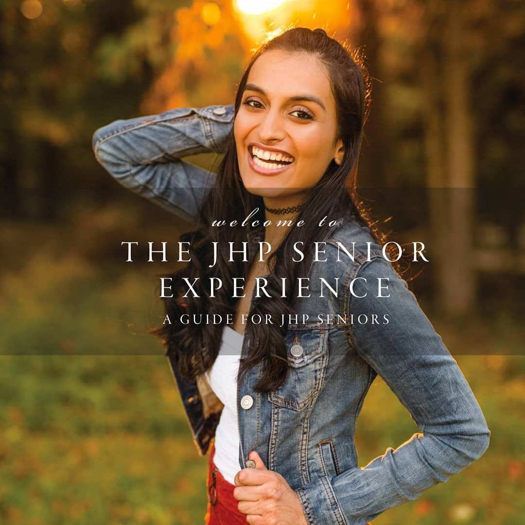 Giving you a little special look into my senior session prep guide today! ✨⁠
⁠
Every single senior who books with me gets this 24 page digital guide that walks them through the JHP Senior Experience from start to finish - from how to prepare for your