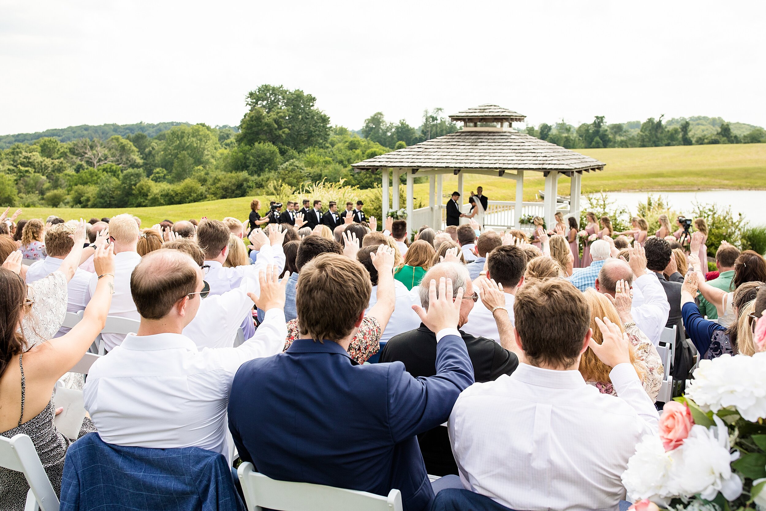 white barn wedding photos, white barn prospect pa wedding pictures, pittsburgh wedding photographer, zelienople wedding photographer, cranberry township wedding photographer