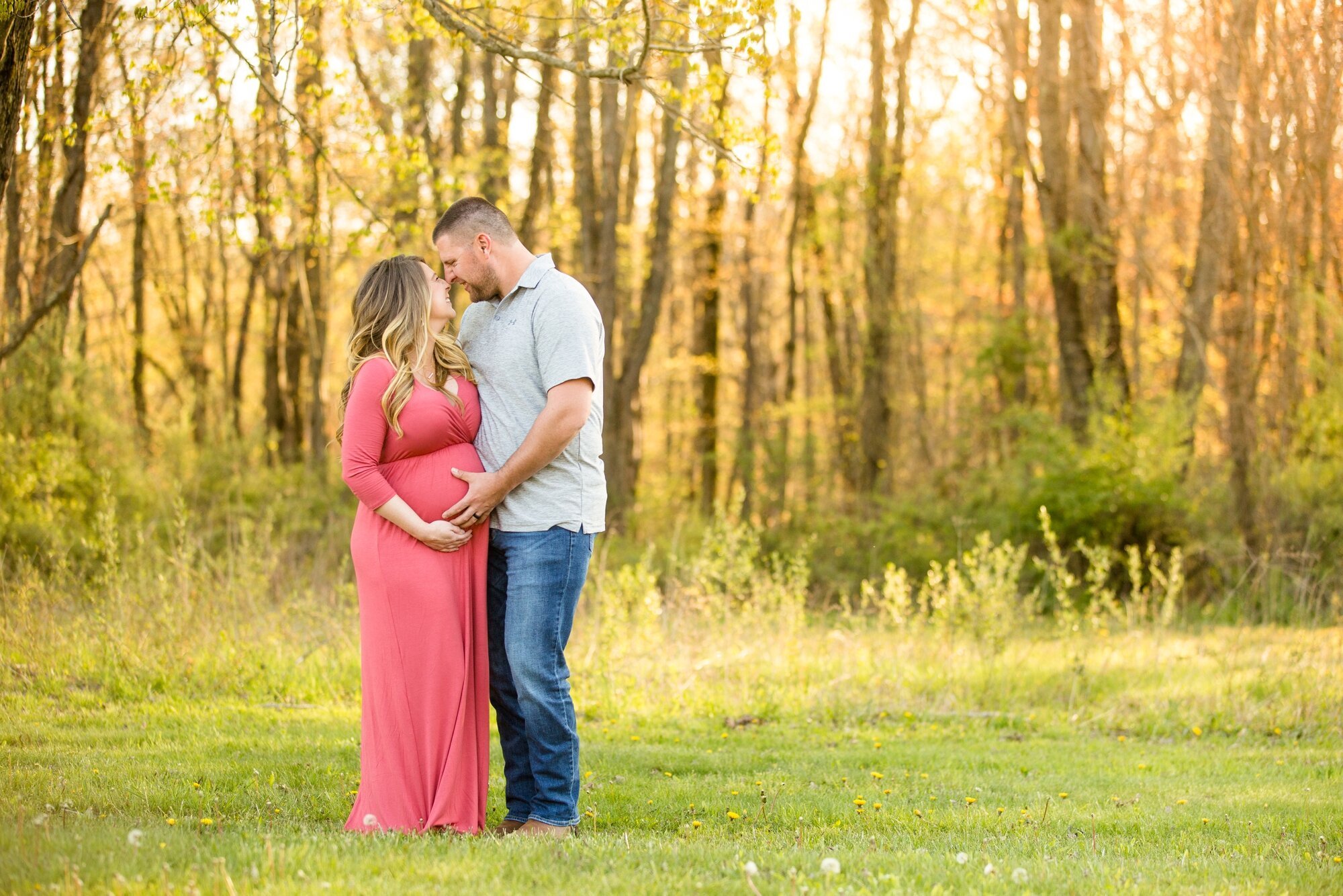 spring mini sessions pittsburgh, pittsburgh mini sessions, pittsburgh family photographer, pittsburgh senior photographer, pittsburgh engagement photographer, pittsburgh maternity photographer