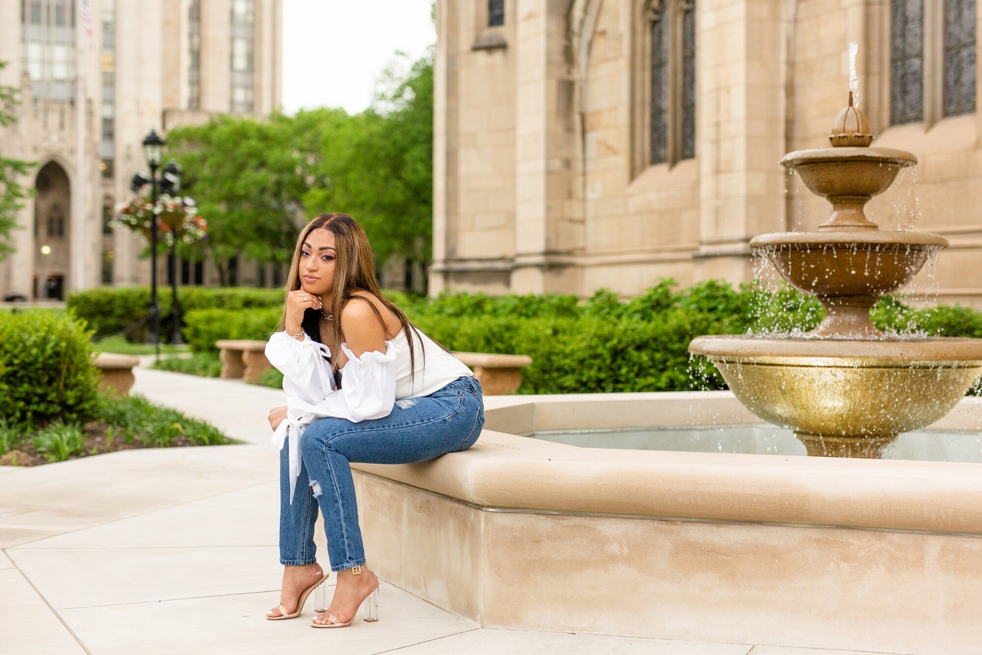 cathedral of learning senior photos, oakland senior pictures, pittsburgh senior photographer