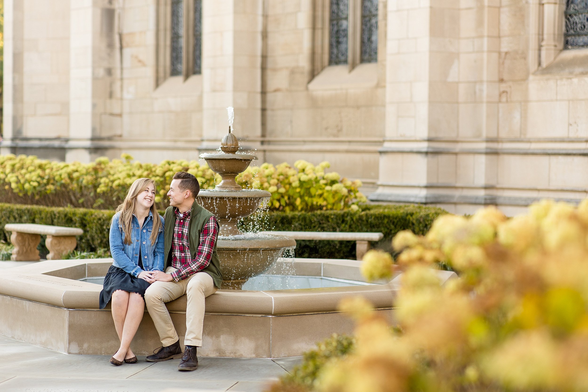 pittsburgh anniversary photographer, oakland engagement photos, university of pittsburgh engagement photos, heinz chapel engagement photos, cathedral of learning engagement photos