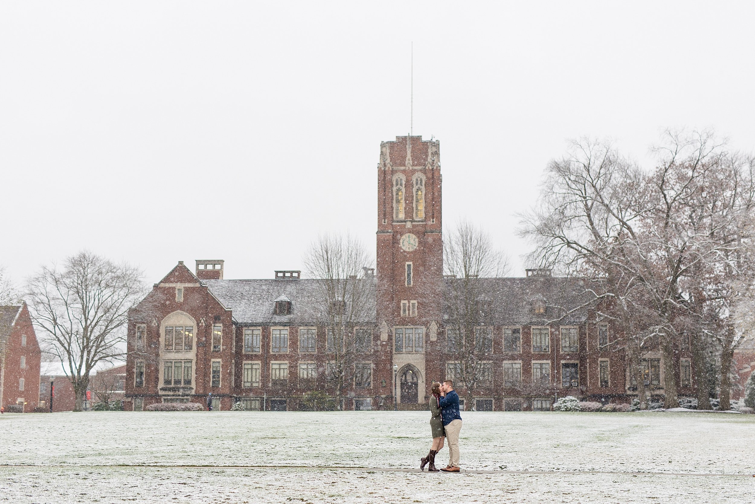 grove city college engagement photos, grove city wedding photos, pittsburgh engagement photos, pittsburgh wedding photos, winter engagement photo ideas, snowy engagement photo ideas